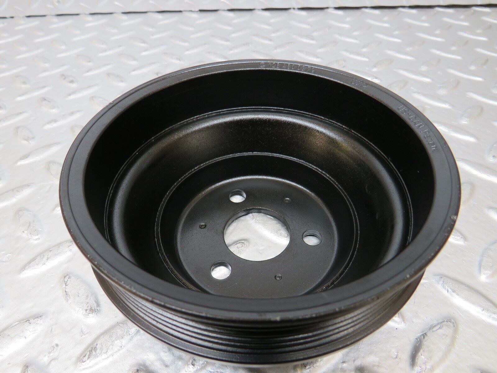 25912 Mercedes-Benz W124 280E Water Pump Pulley 1264600379