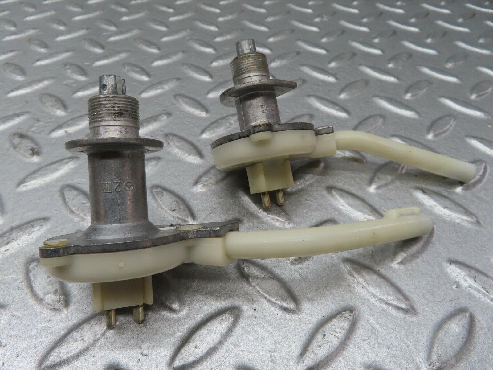 13558 Mercedes-Benz W123 200 Heater Regulator