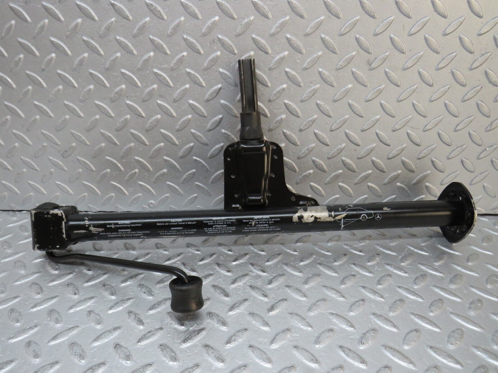 37970 Mercedes-Benz A124 320E Cabriolet Car Jack 1245830115