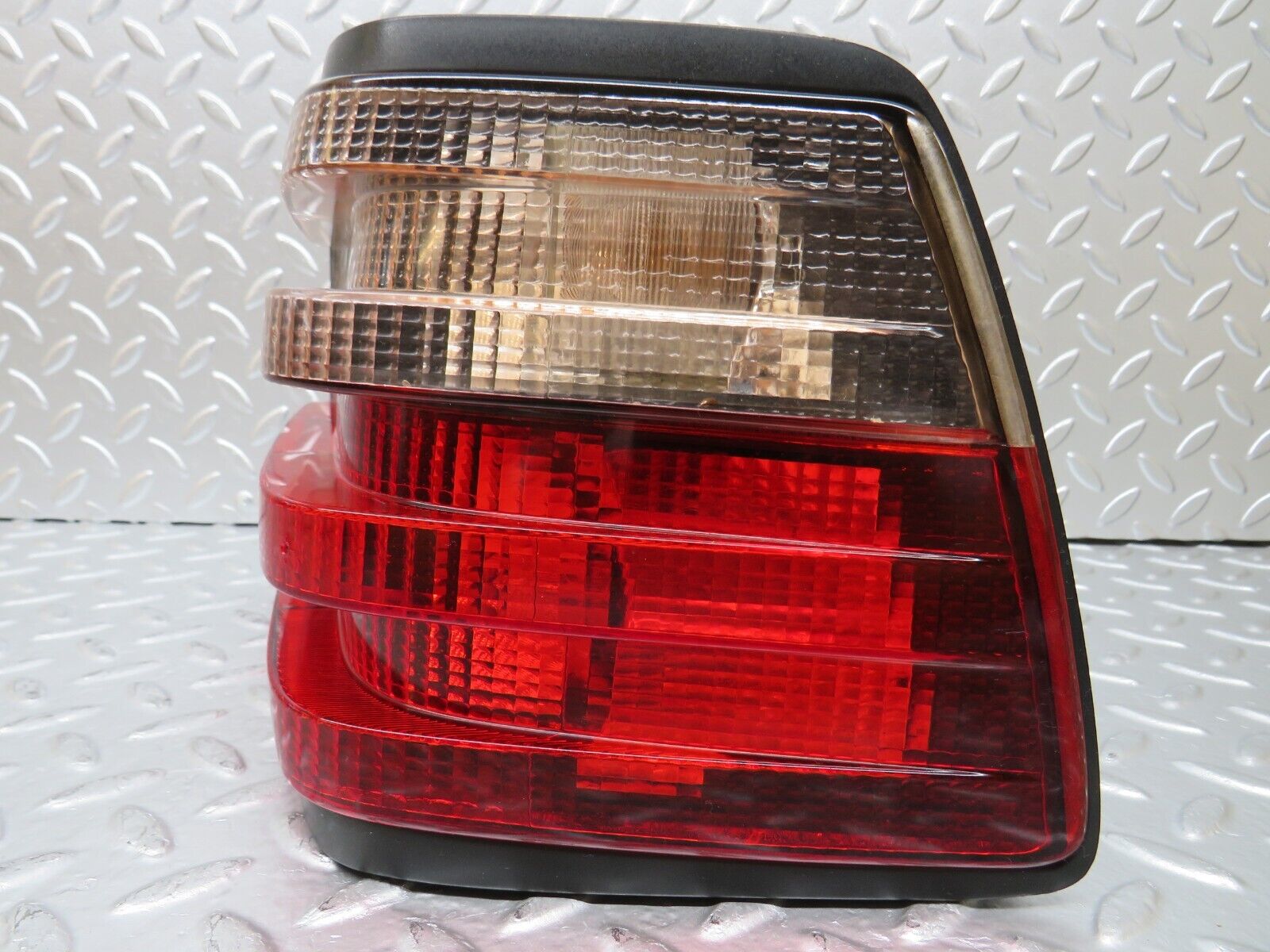 25863 Mercedes-Benz W124 280E Tail Light Right Side