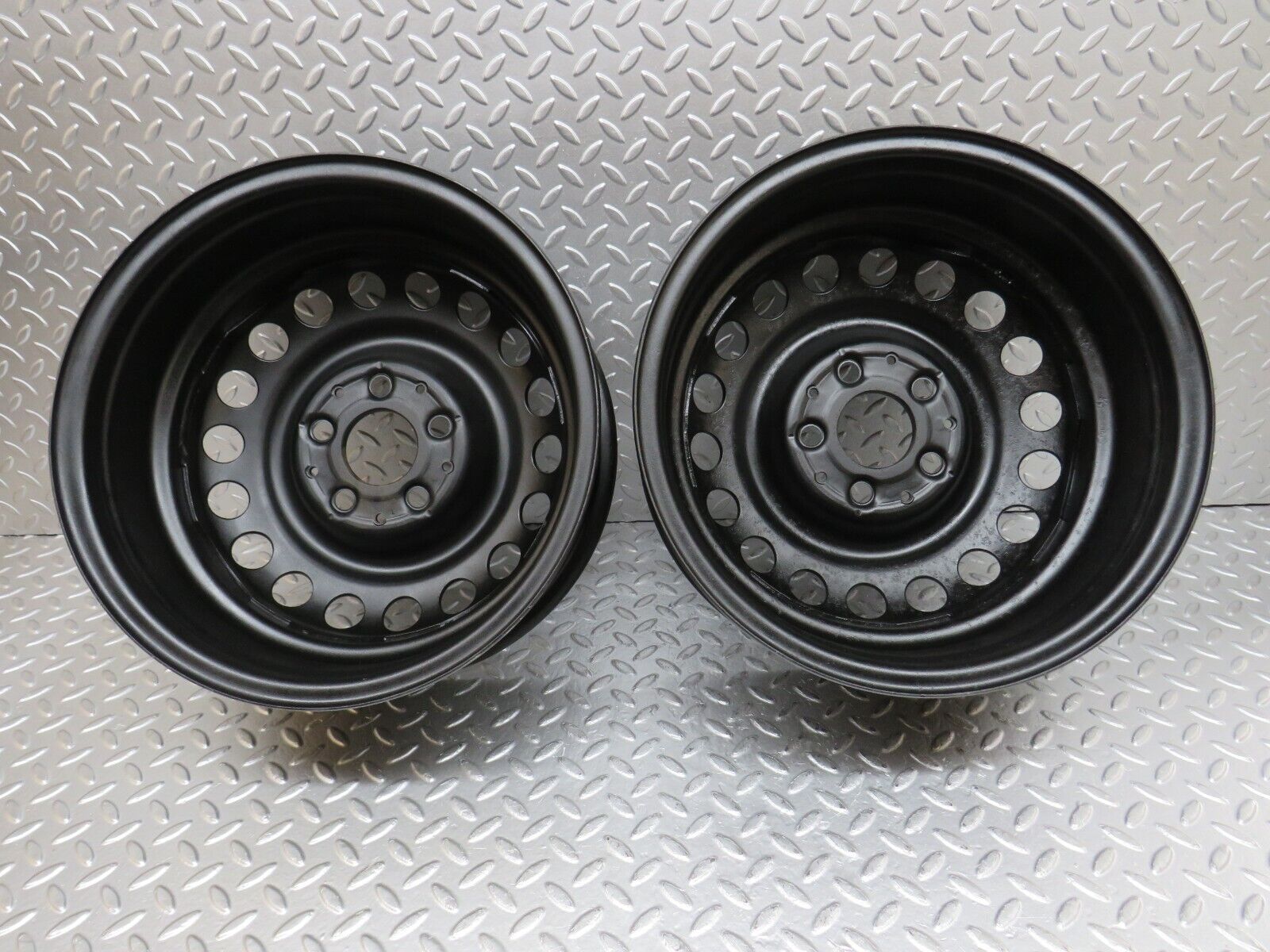 33881 Mercedes-Benz Steel Wheel Set 6Jx15H2 ET49 1244000602