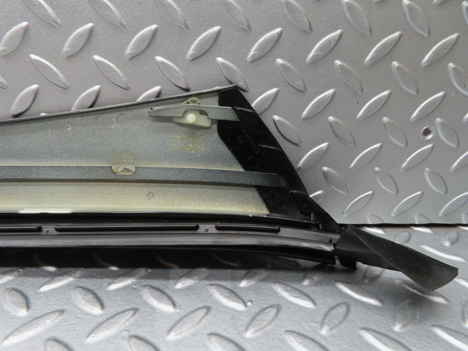 17205 Mercedes-Benz R129 300SL Coupe A Pillar Exterior Cover Right Side