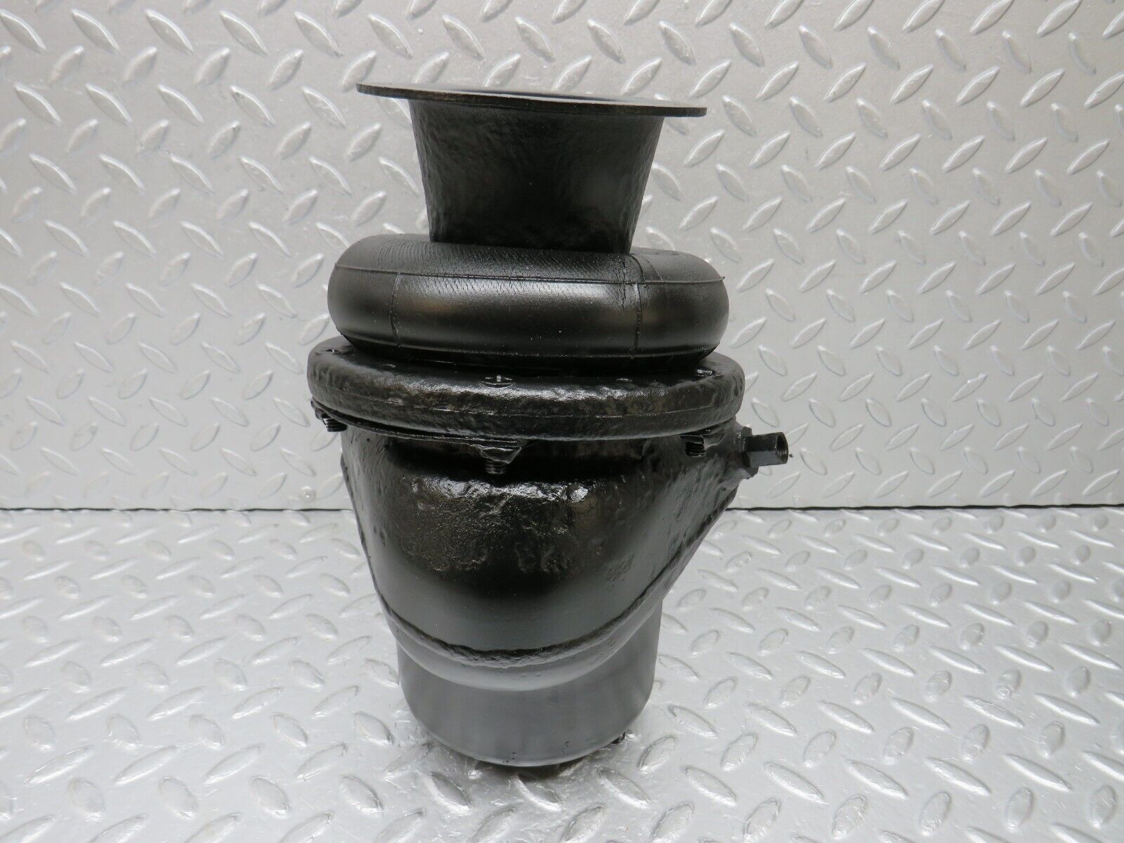 37492 Mercedes-Benz W109 300SEL Front Right Air Suspension PHOENIX 1A04