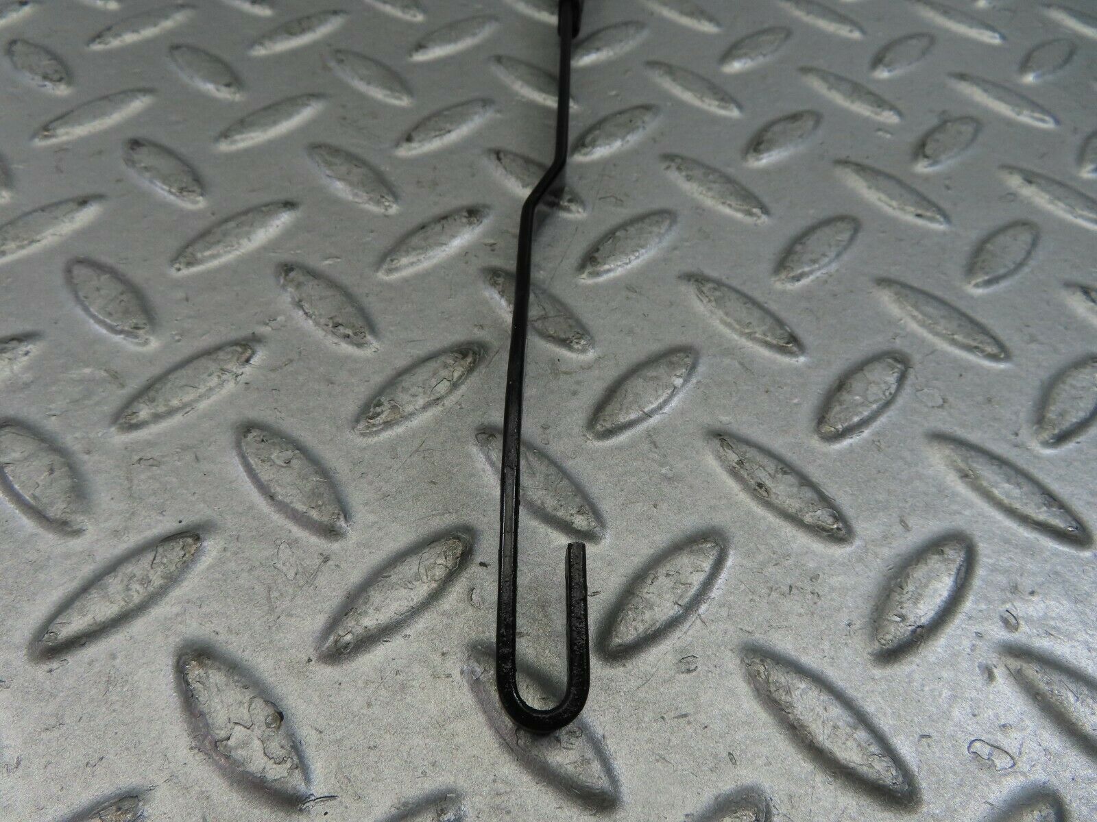 9639 Mercedes-Benz C123 280CE Coupe Wiper Arm Bosch Left 3399990553