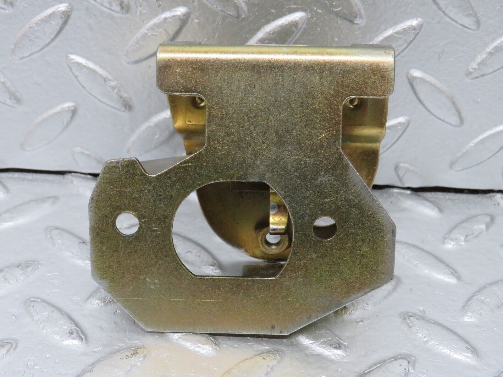 34322 Mercedes-Benz C126 380SEC Coupe Boot Lid Trunk Lock