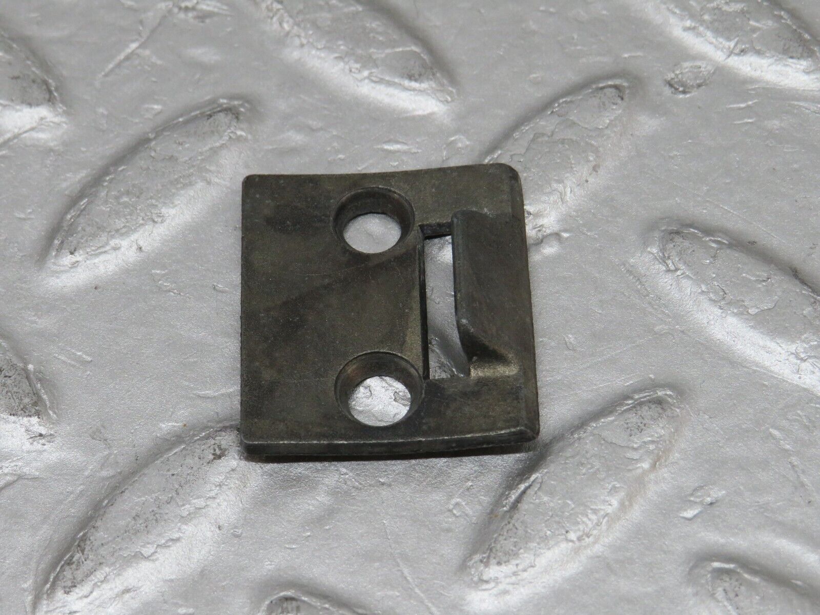 37561 Mercedes-Benz W109 300SEL Glove Box Door Lock Latch