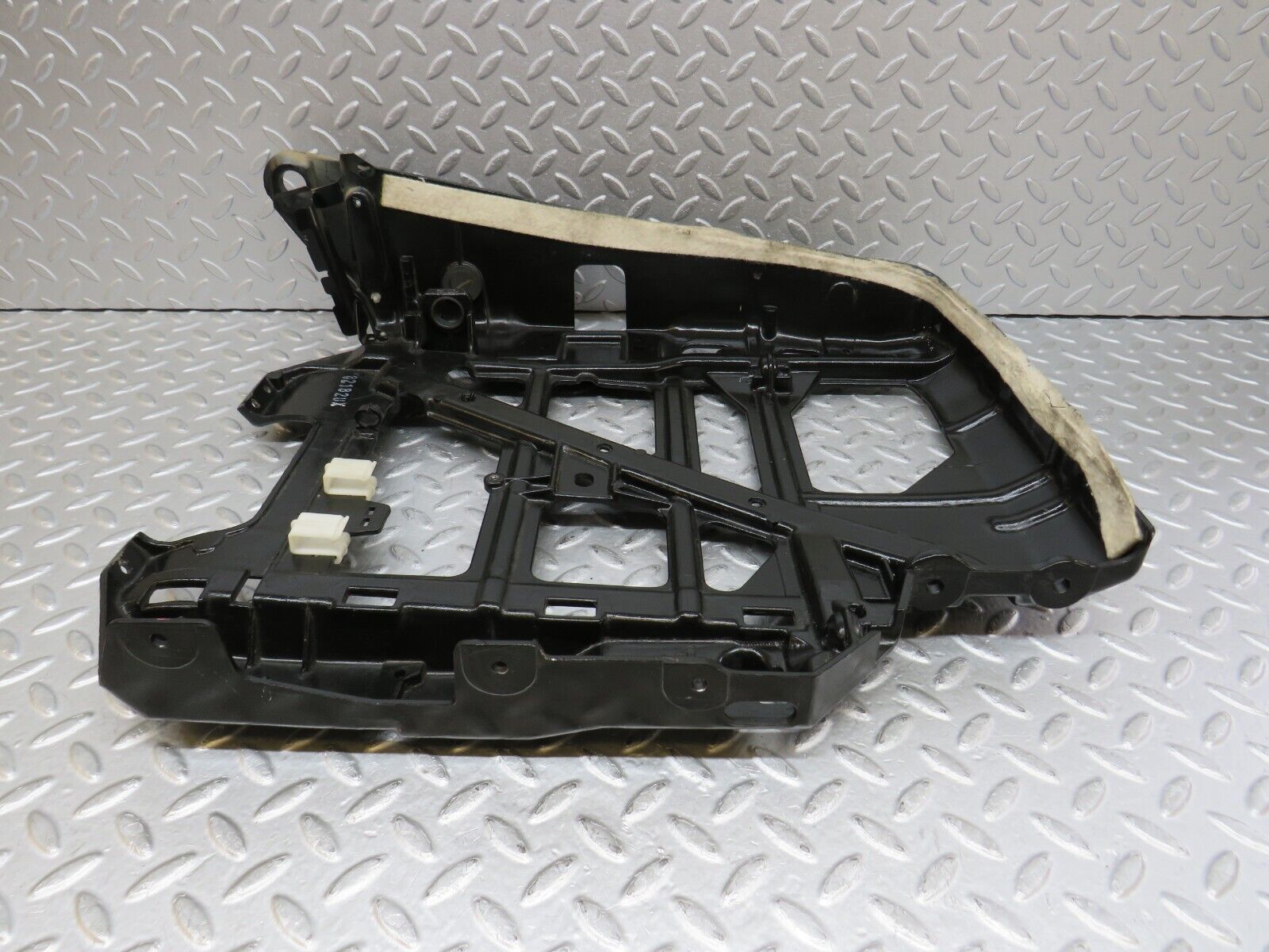 36832 Mercedes-Benz R129 300SL-24 Front Left Seat Backrest 1299130138