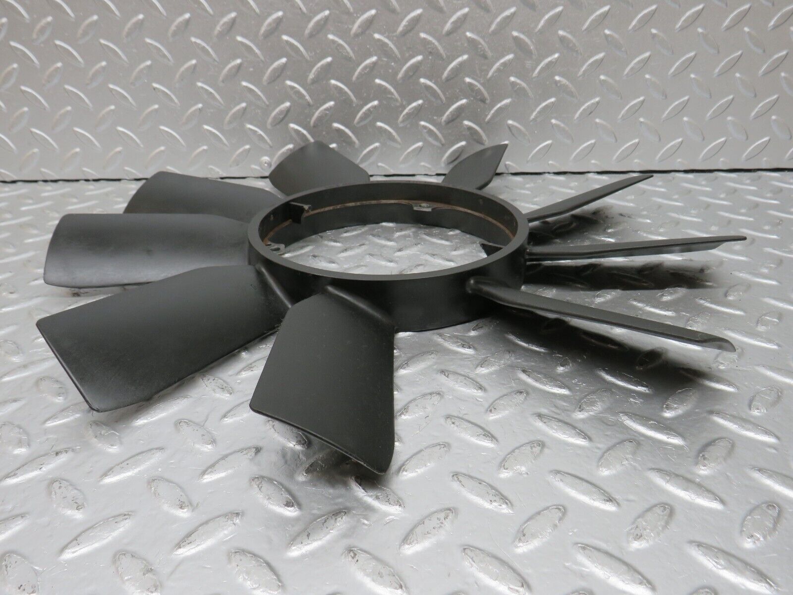 33424 Mercedes-Benz W202 C180 Engine Cooling Fan 1112000023