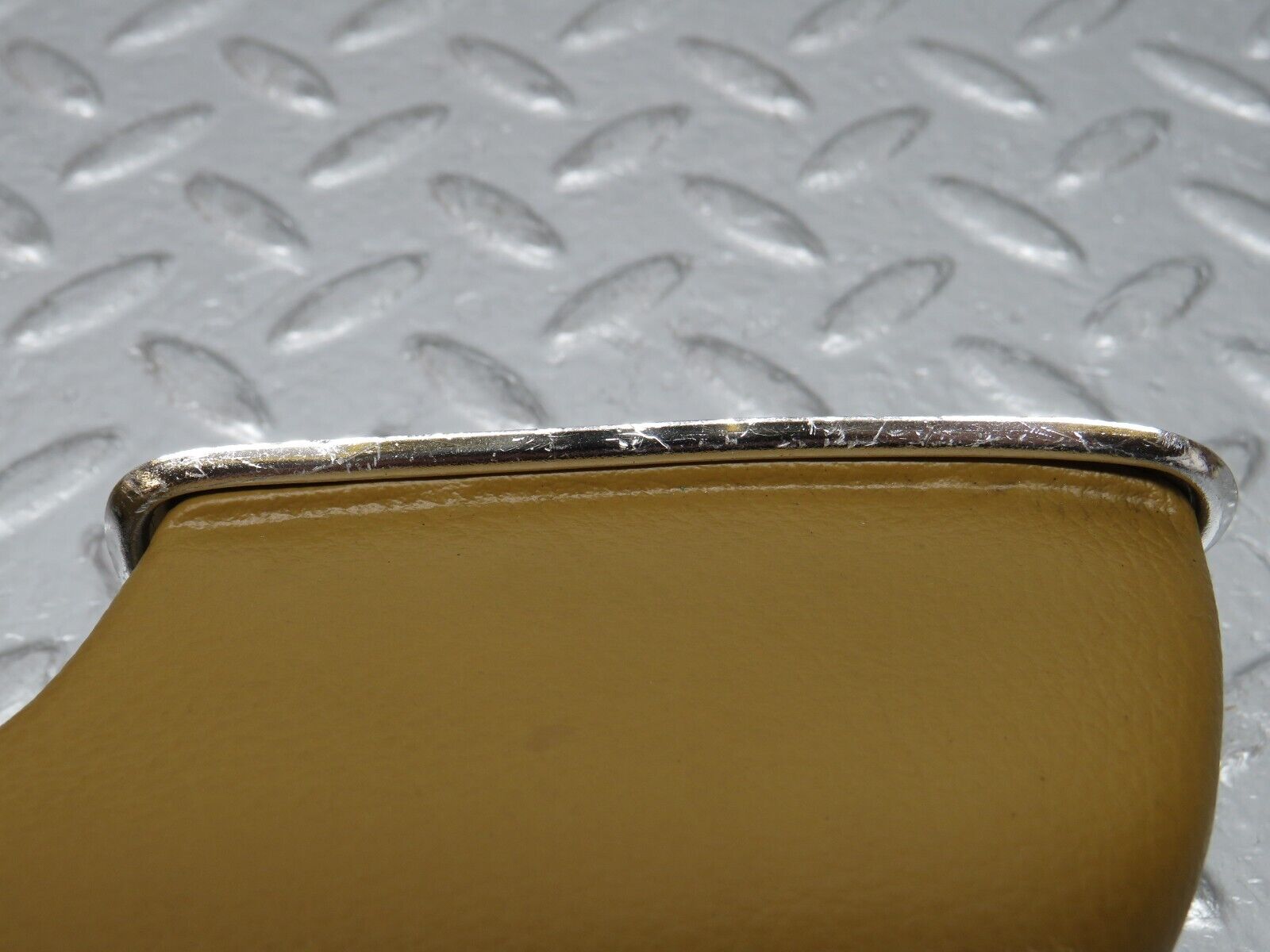 0652 Mercedes-Benz C107 350SLC Coupe Interior Door Handle Right