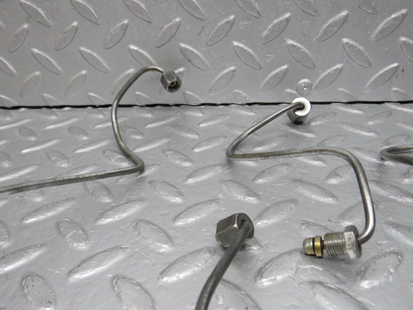 38877 Mercedes-Benz W201 190E 2.6L Fuel Line Pipe Set