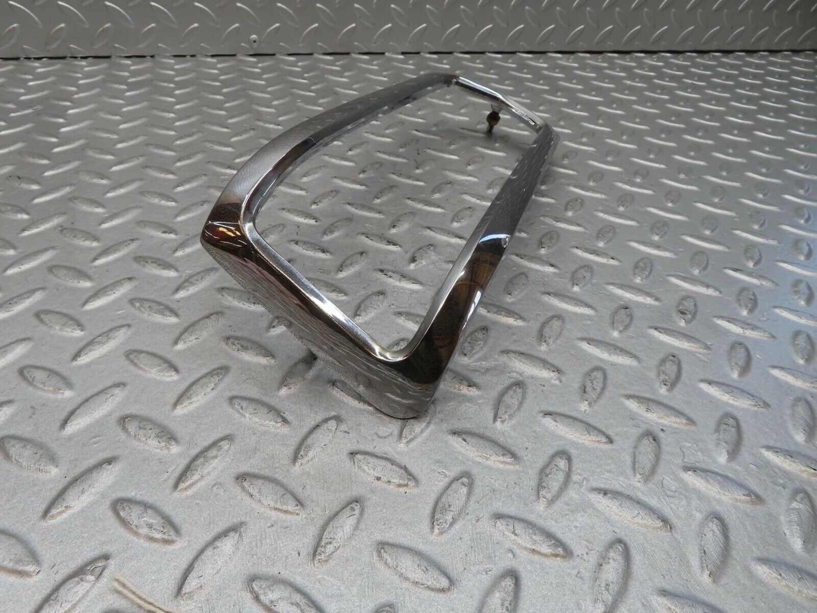 12339 Mercedes-Benz W108 Tail Light Chrome Frame Left 1088260159