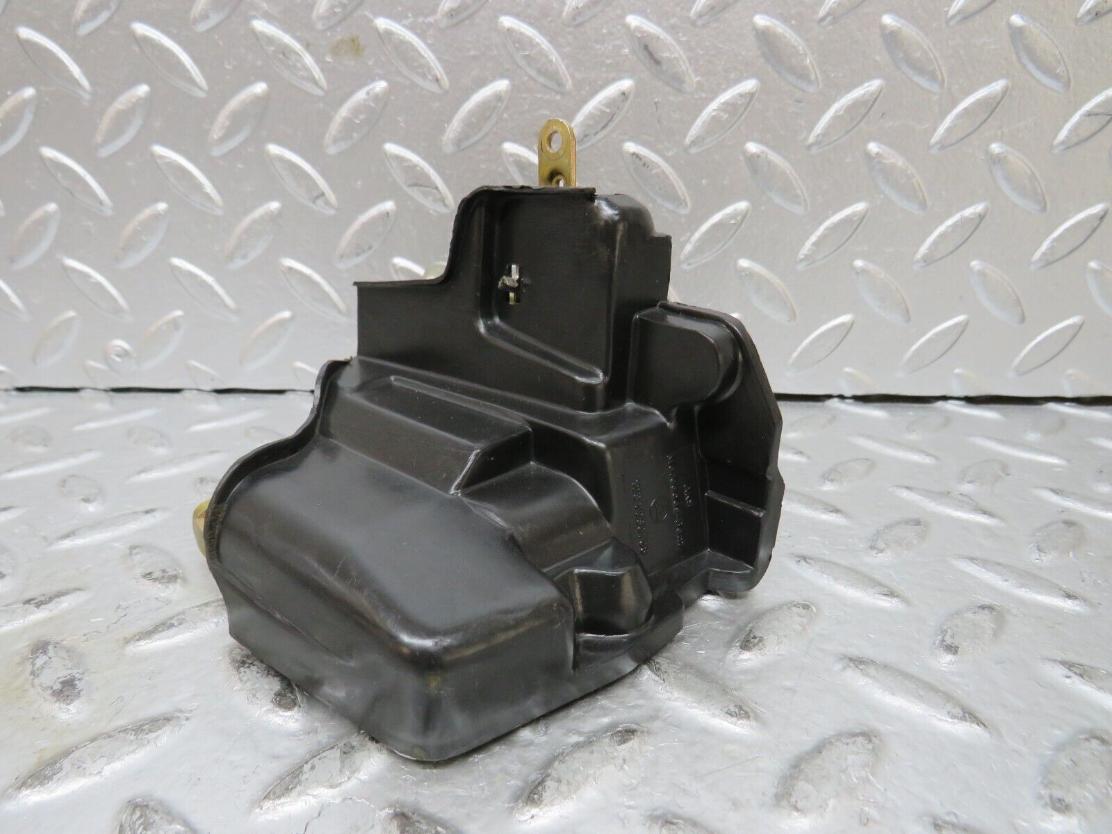 27404 Mercedes-Benz W123 280E Front Left Door Lock Mechanism 1237230108