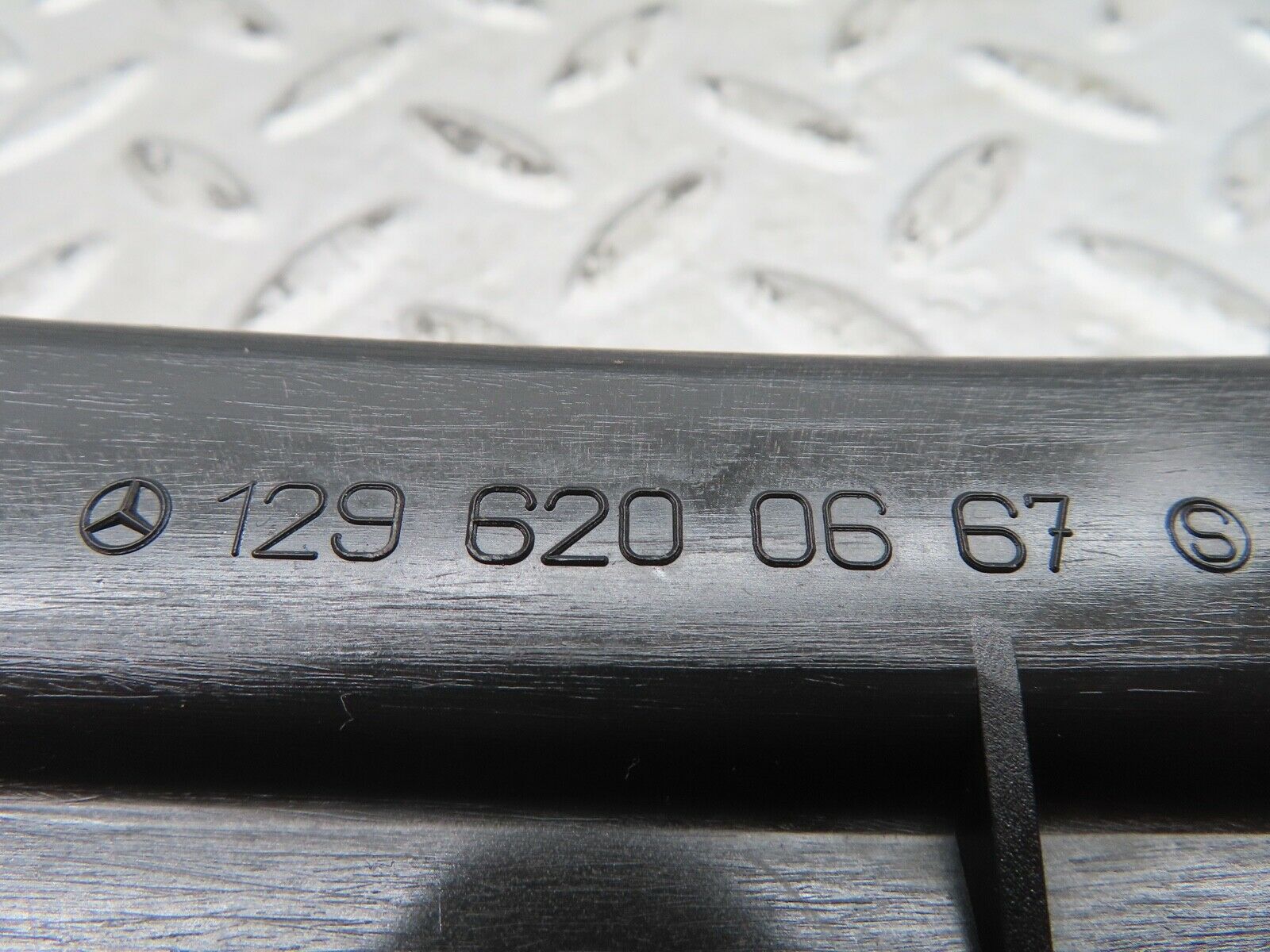 17097 Mercedes-Benz R129 300SL Coupe Windscreen Drain Channel Right Side