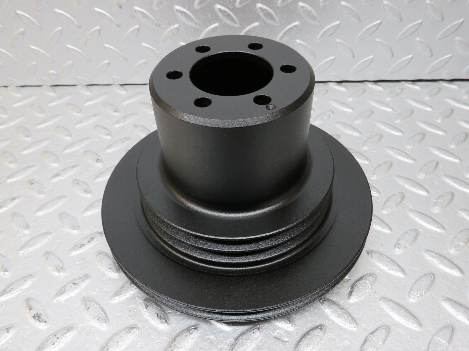 34597 Mercedes-Benz C126 380SEC Coupe Crankshaft Pulley