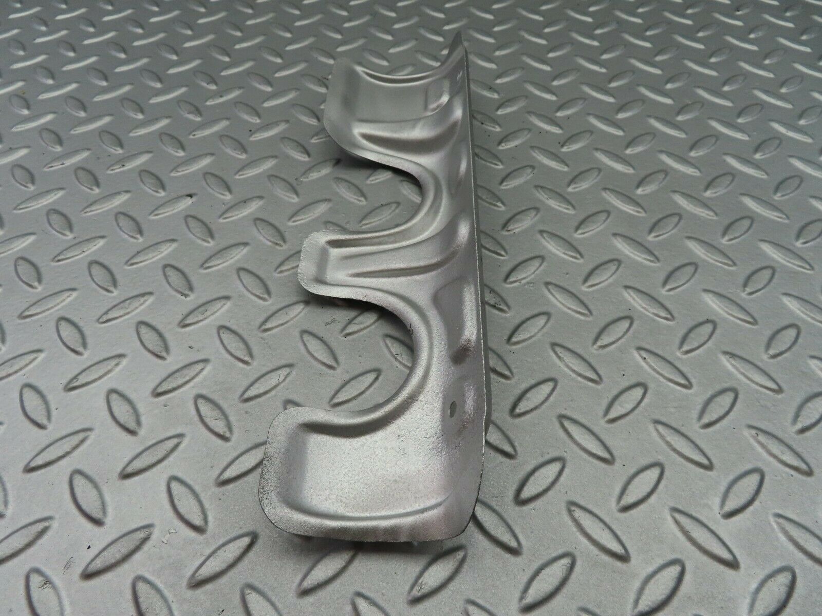 7070 Mercedes-Benz C107 350SLC Coupe Heat Plate For Exhaust Manifold