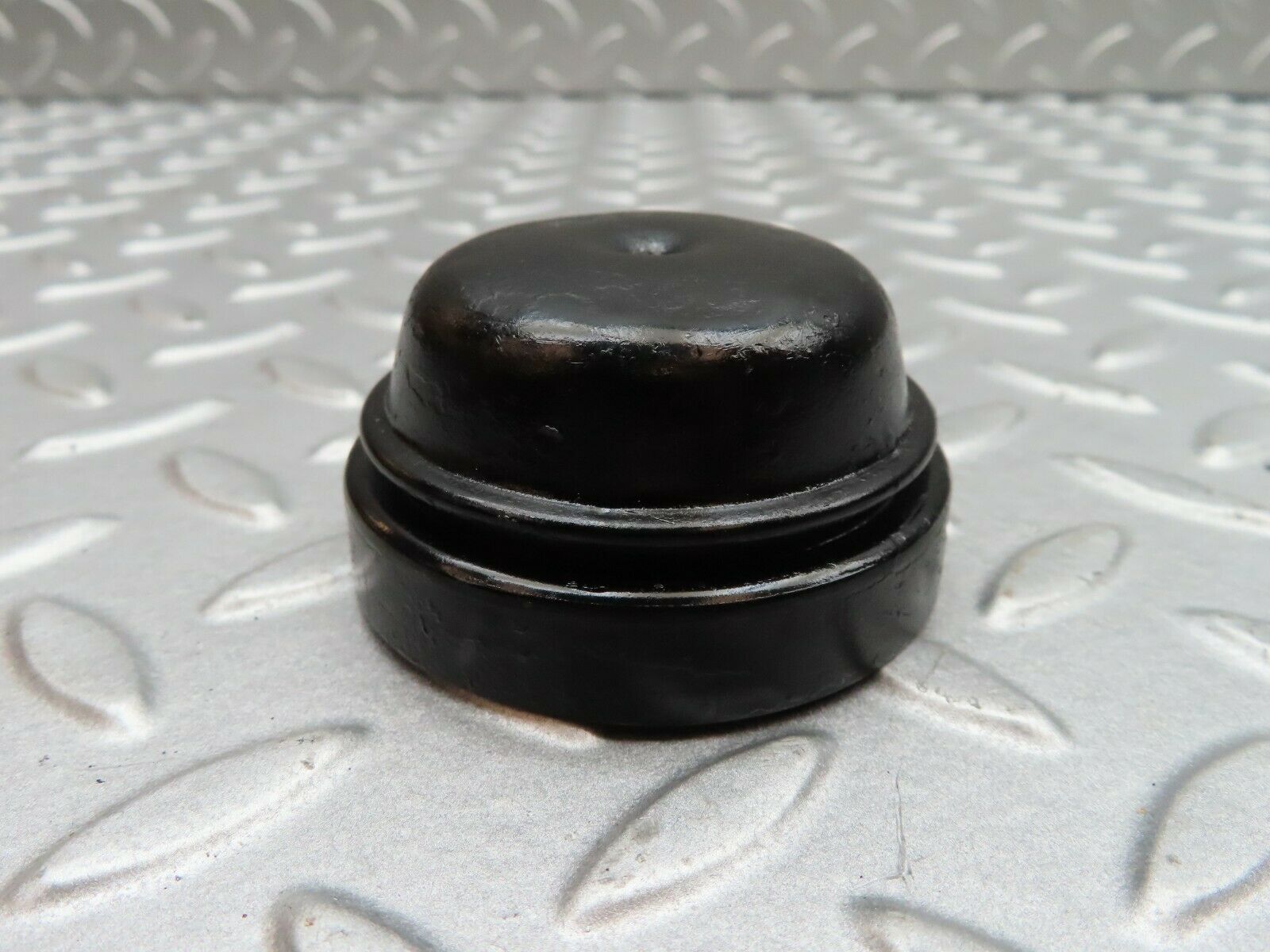 4915 Mercedes-Benz W123 230E Wheel Bearing Dust Cap