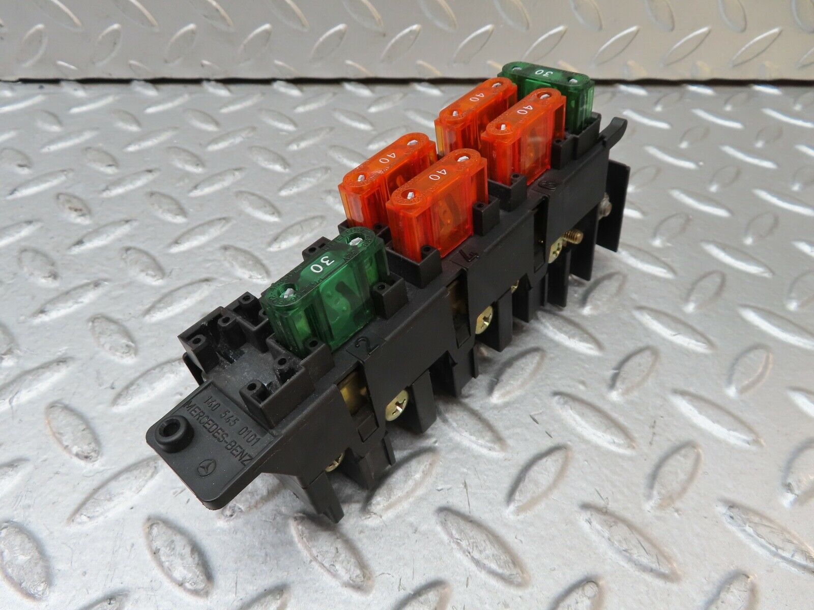 19709 Mercedes-Benz C140 CL420 Coupe Fuse Box 1405450101