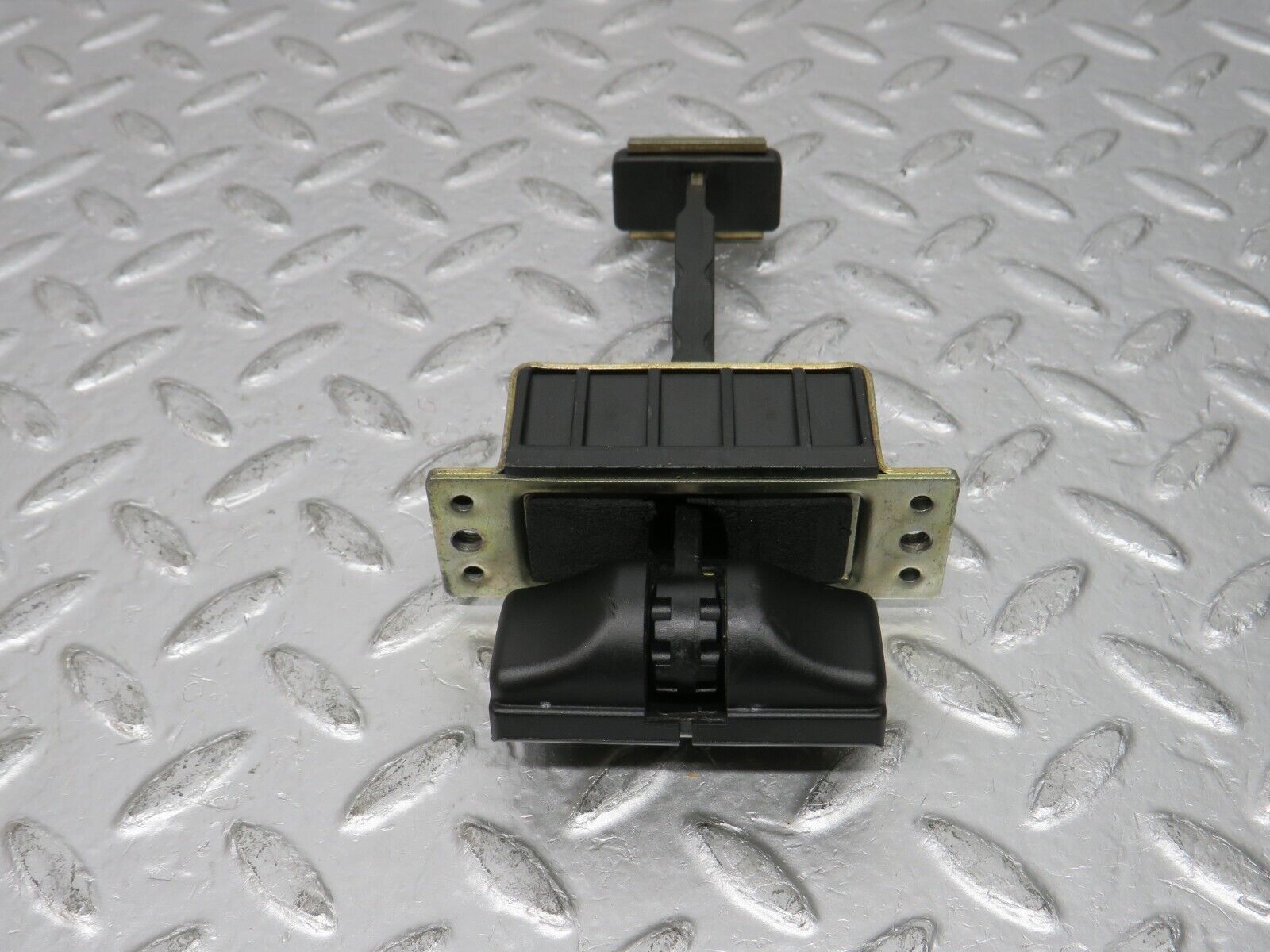 32279 Mercedes-Benz W220 S430 Front Left Door Safety Check Strap