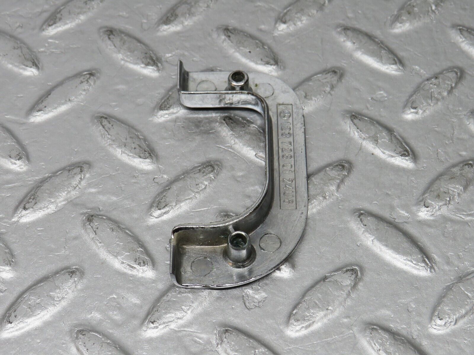 36092 Mercedes-Benz W126 420SE Interior Chrome Door Latch Left 1237230124