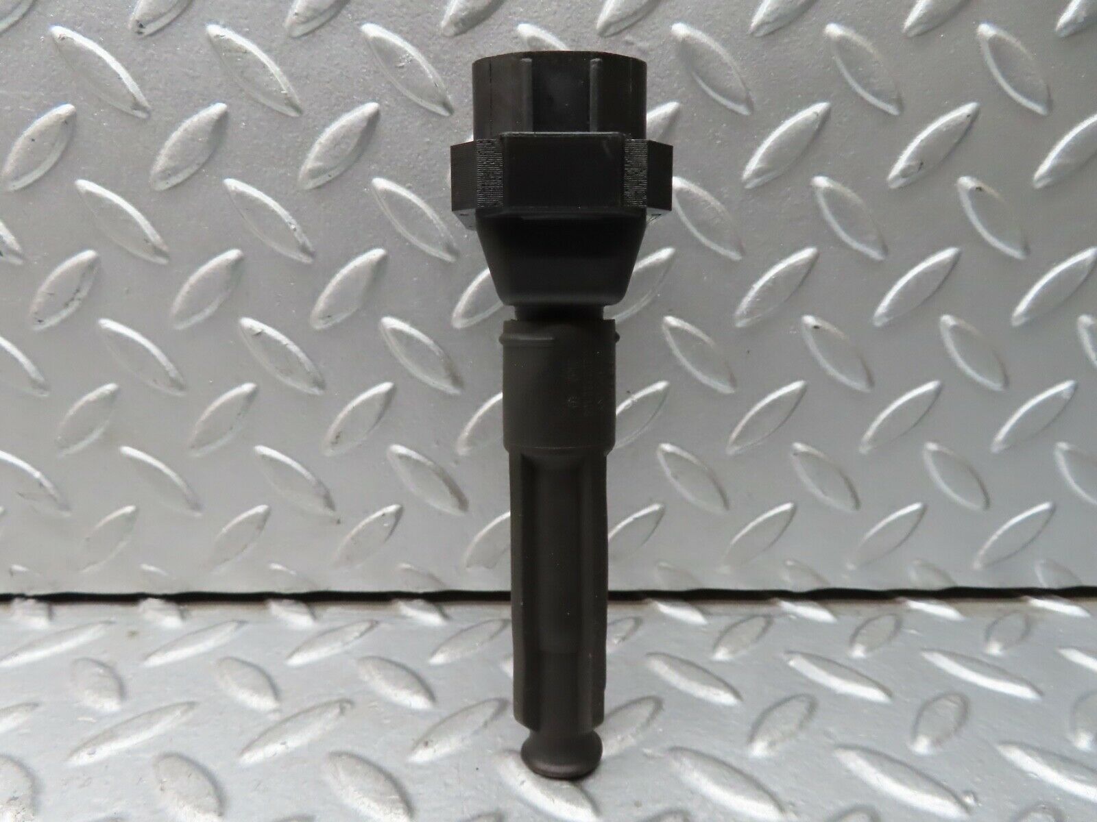 19551 Mercedes-Benz C140 CL420 Coupe Ignition Coil 0001587203