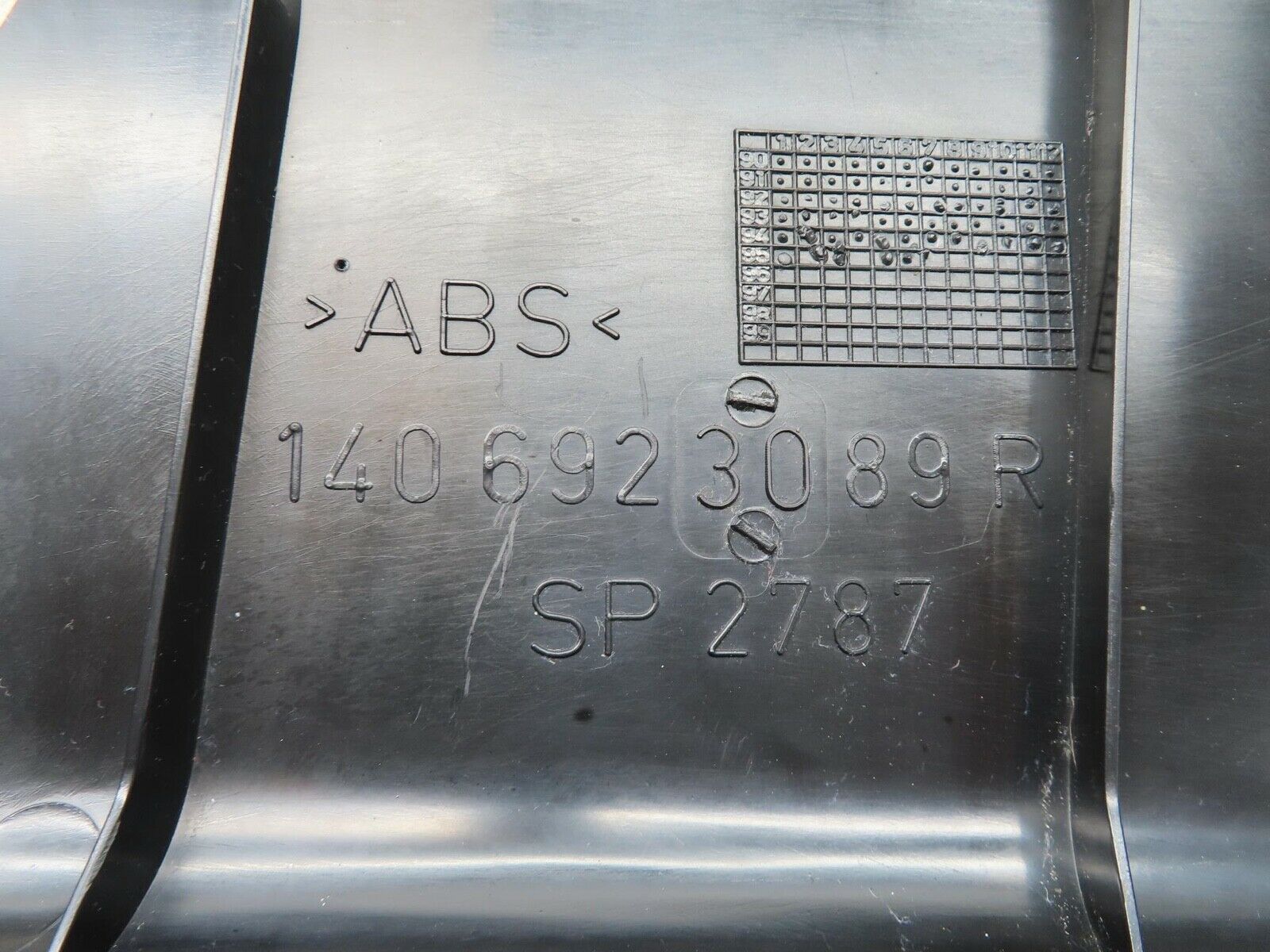 14900 Mercedes-Benz W140 S320 B Pillar Cover Right Side 1406923089