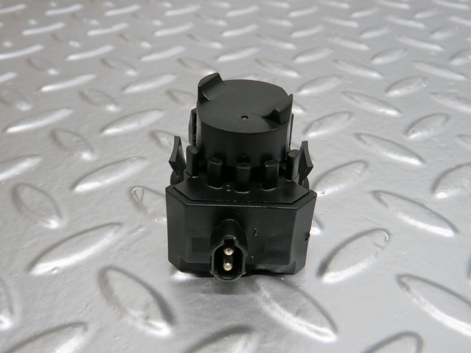 24686 Mercedes-Benz W140 S320 Kick Down Switch 0045451714