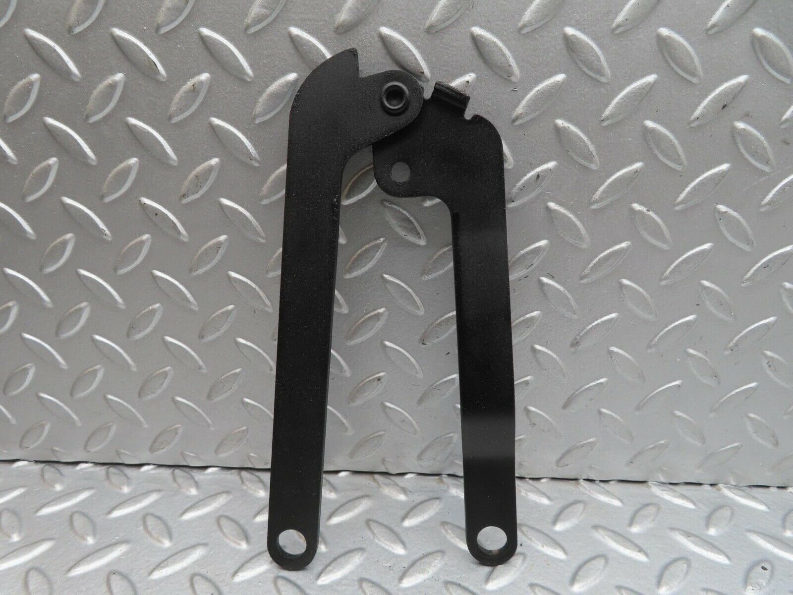 13887 Mercedes-Benz C107 280SLC Bonnet Hinge Left Side