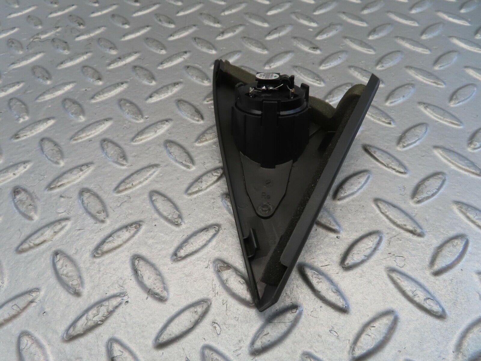 11078 Mercedes-Benz W221 S320 Front Right Door Speaker 2217280456