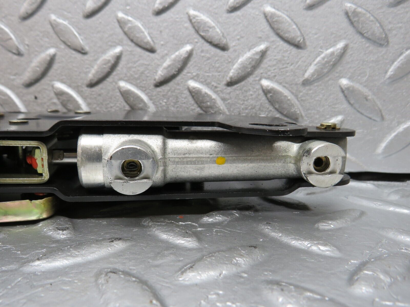 39616 Mercedes-Benz R129 320SL Coupe Roof Lock Right Side 1298001674