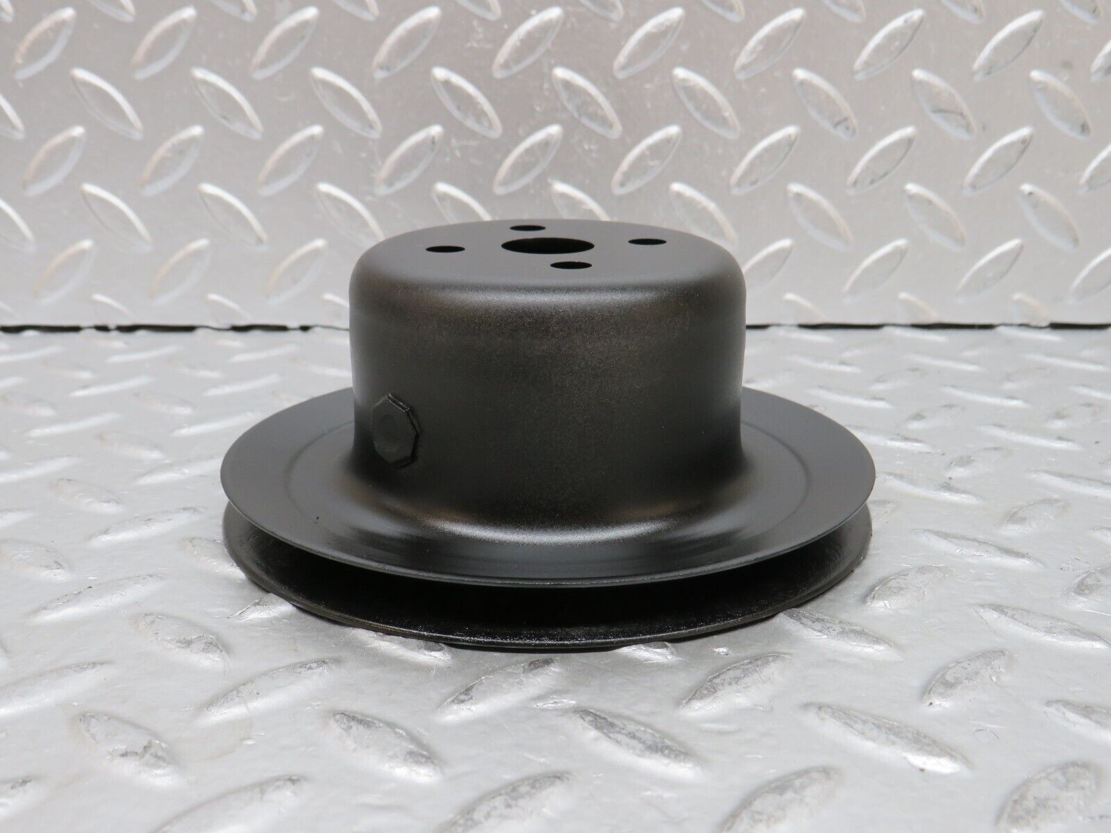 27906 Mercedes-Benz W123 280E Water Pump Pulley 1102051410