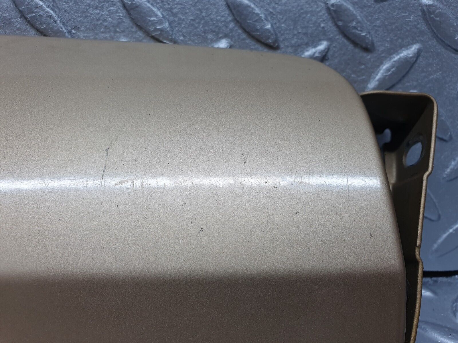 41473 Mercedes-Benz W124 200E Fuel Tank Flap Cap 1245841639