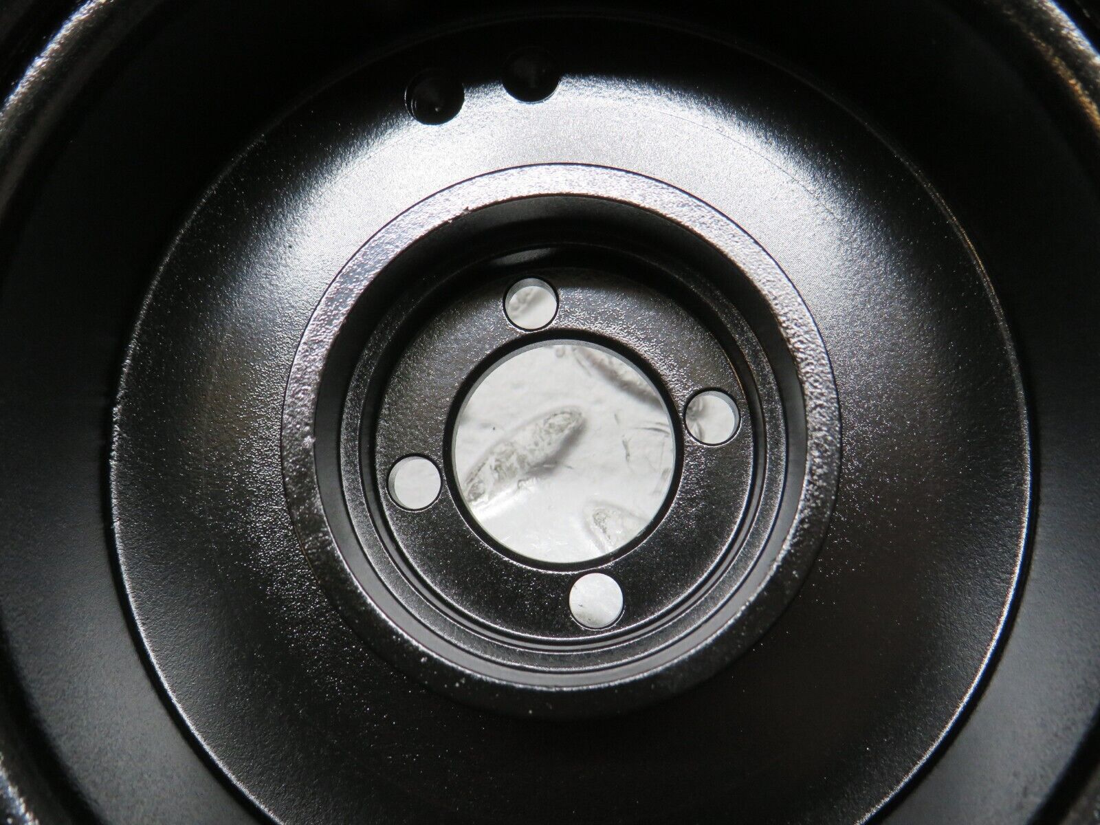 32021 Mercedes-Benz W123 230E Water Pump Pulley