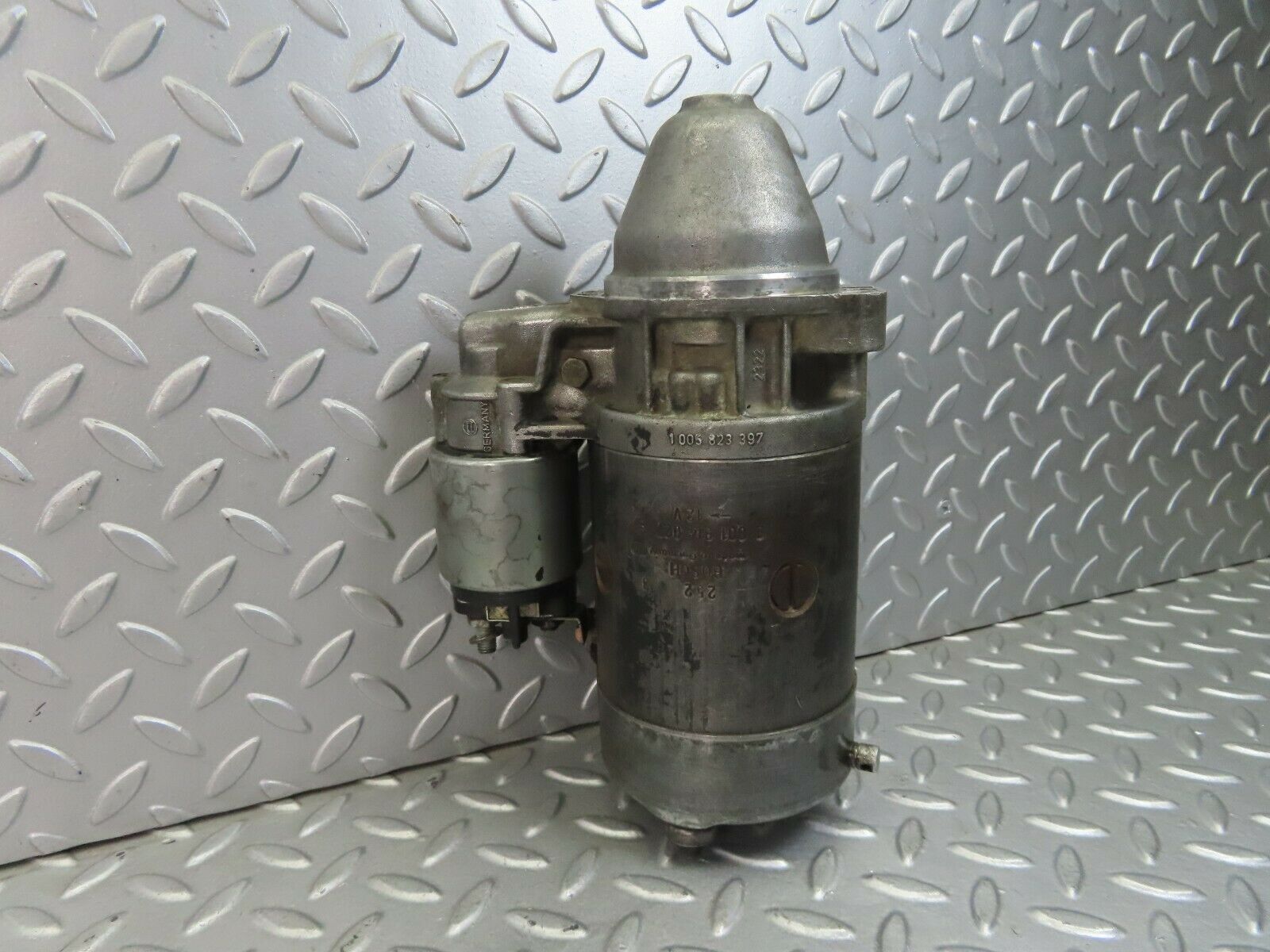 8829 Mercedes-Benz W123 Starter Motor Bosch 0001314027