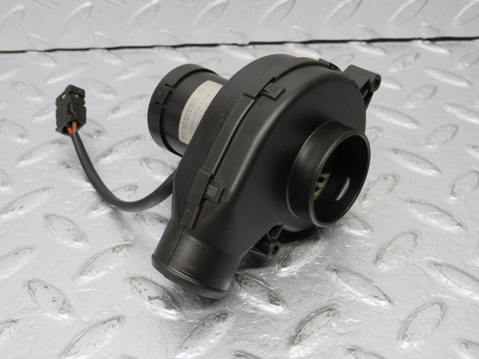 39476 Mercedes-Benz R129 320SL Coupe ECU Heater Blower Motor Bosch 0130002828 1298300608