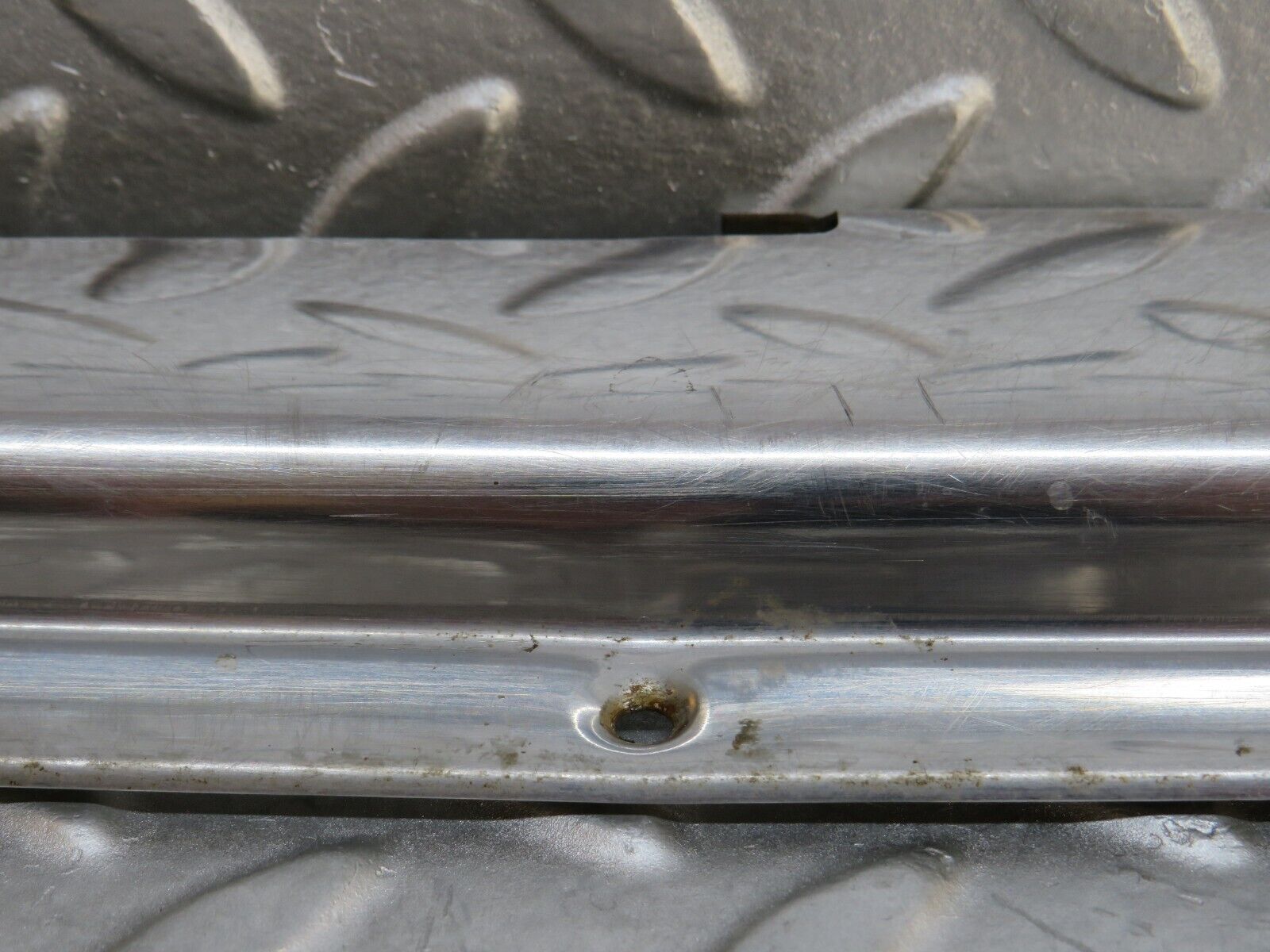 37390 Mercedes-Benz W109 300SEL Front Right Door Sill Chrome