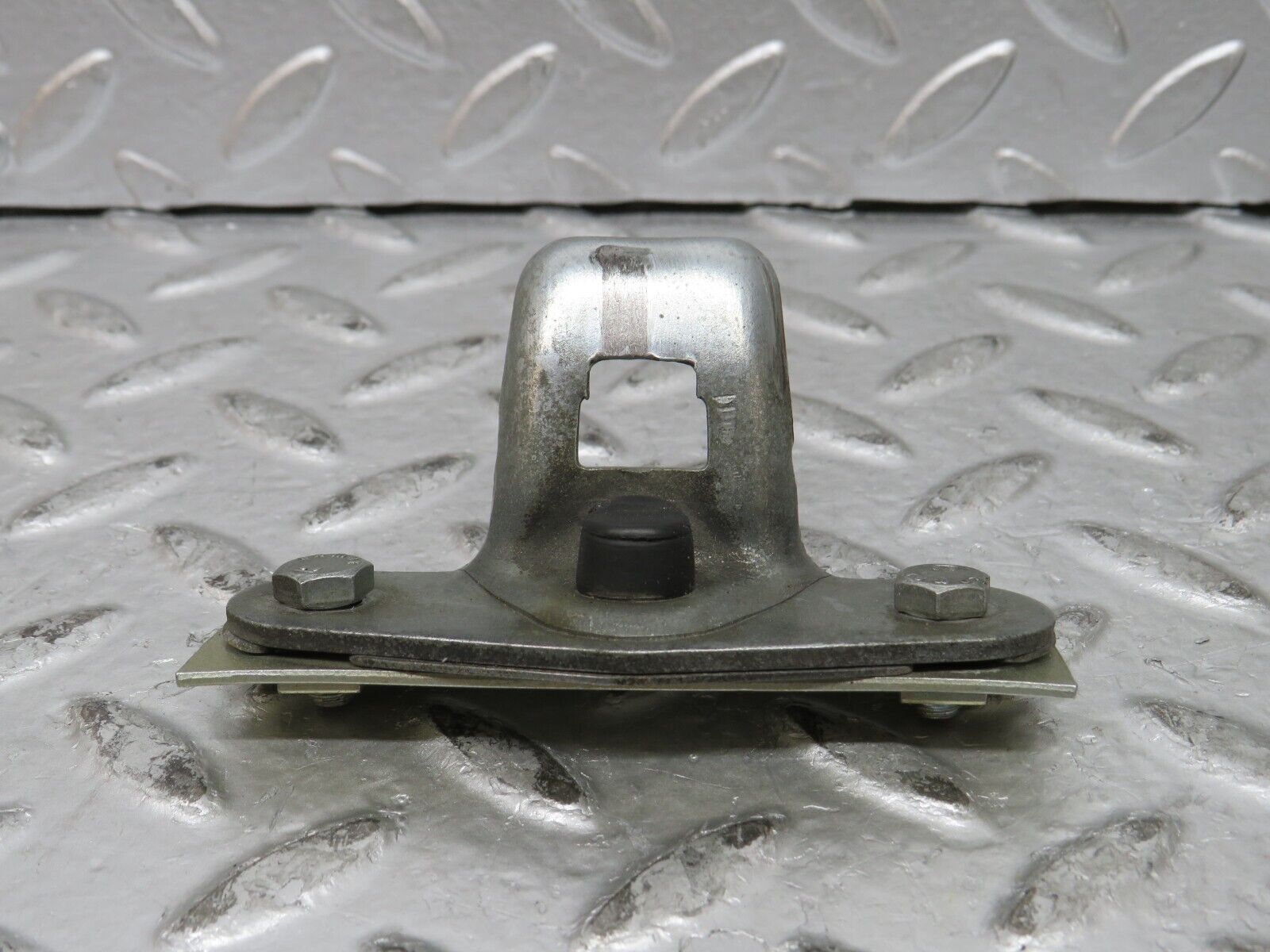 27254 Mercedes-Benz W123 280E Boot Trunk Latch Lock