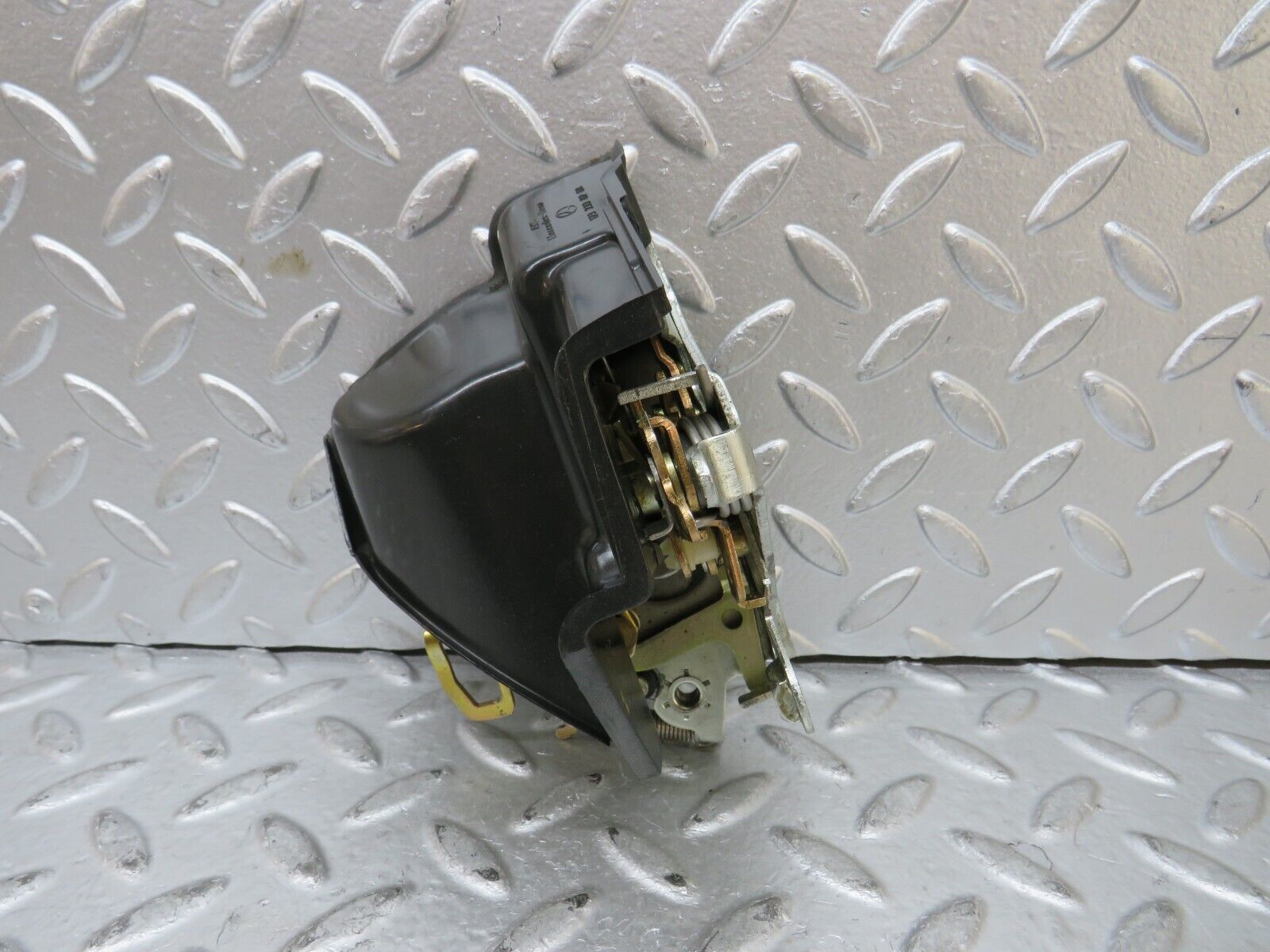 27403 Mercedes-Benz W123 280E Rear Right Door Lock Mechanism 1237230208