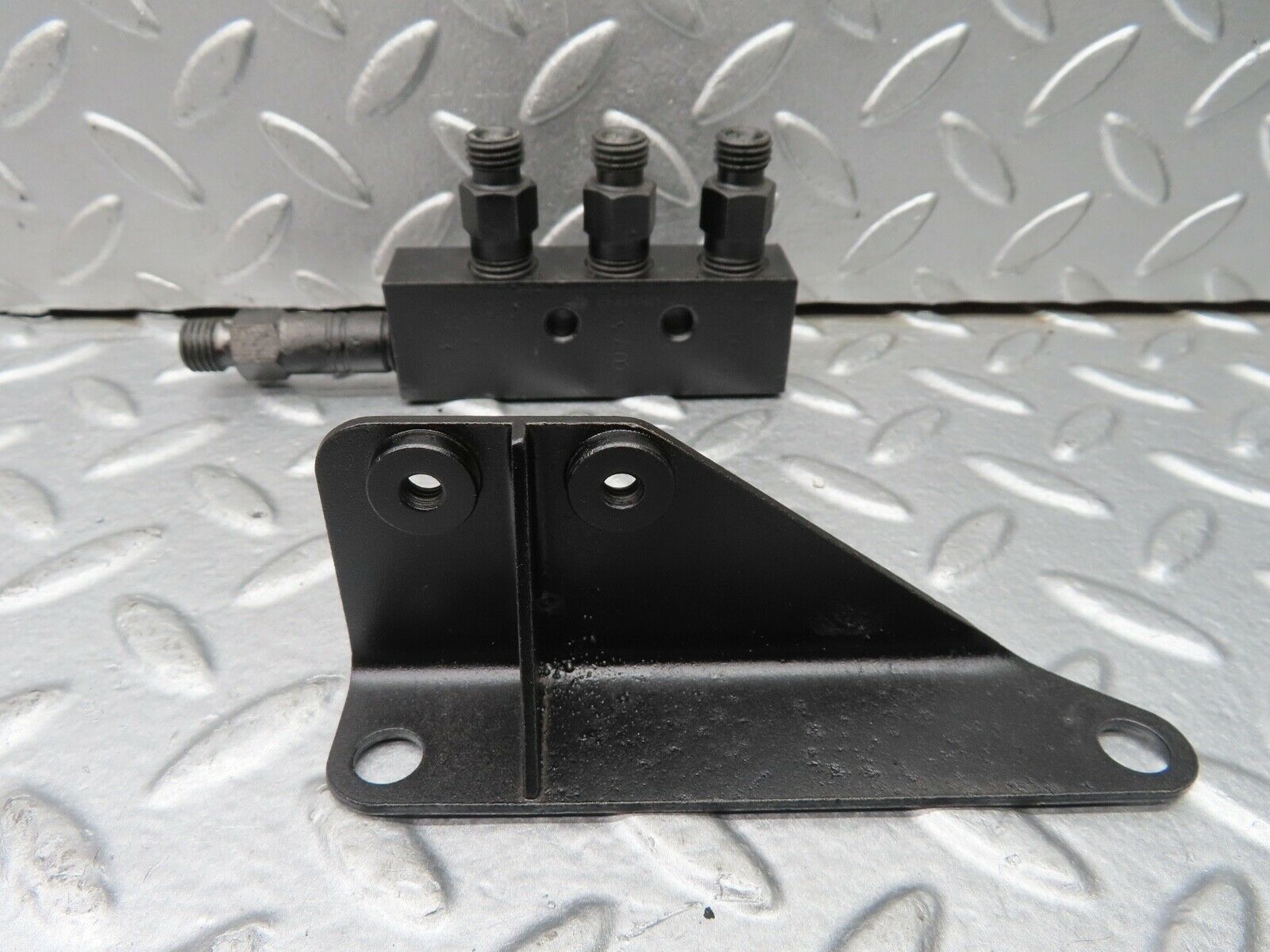 18311 Mercedes-Benz W111 220SE Coupe Fuel Injection Distributor EPVT1P1Z