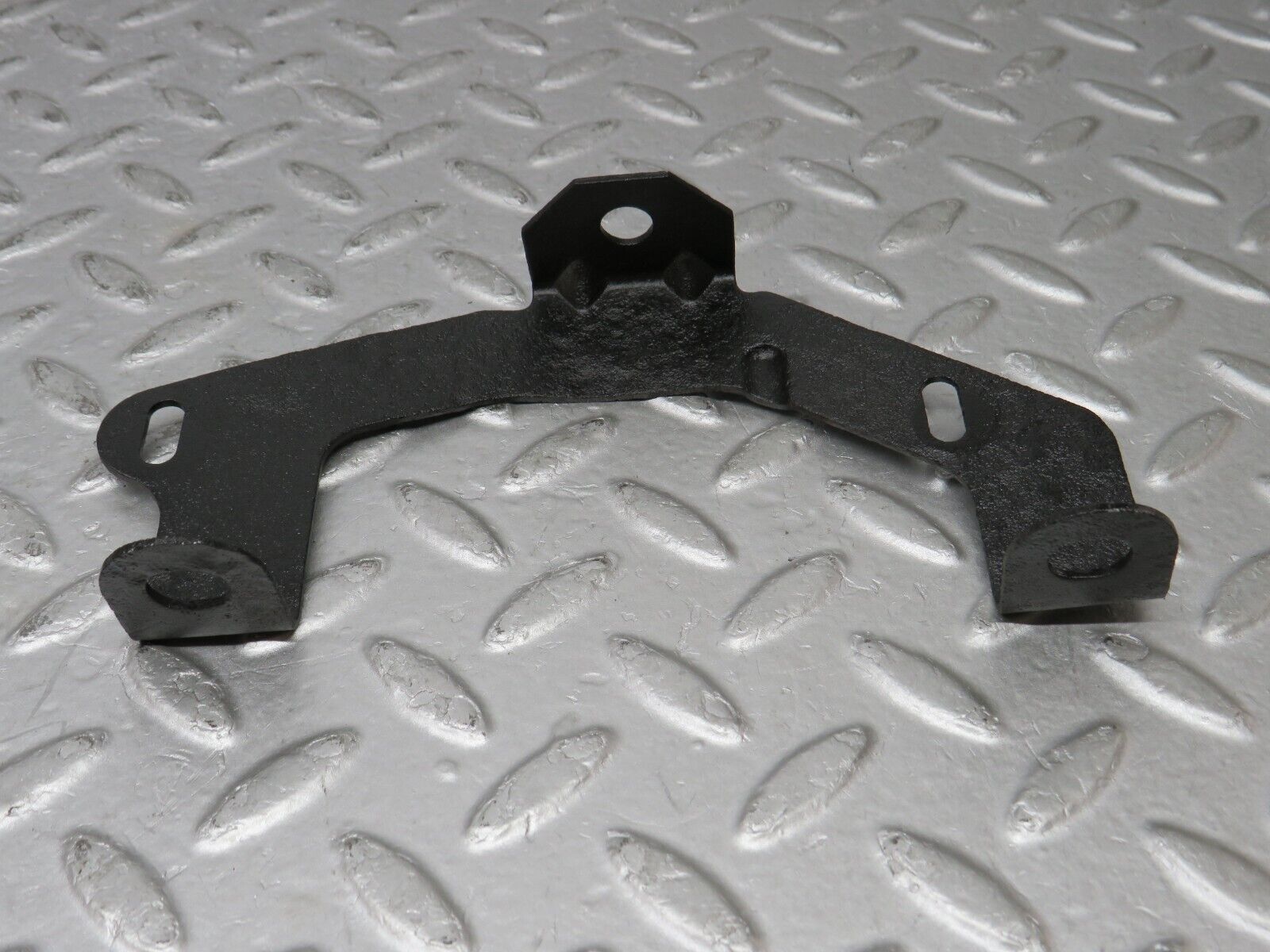 36339 Mercedes-Benz W126 420SE Headlight Wiper Motor Bracket