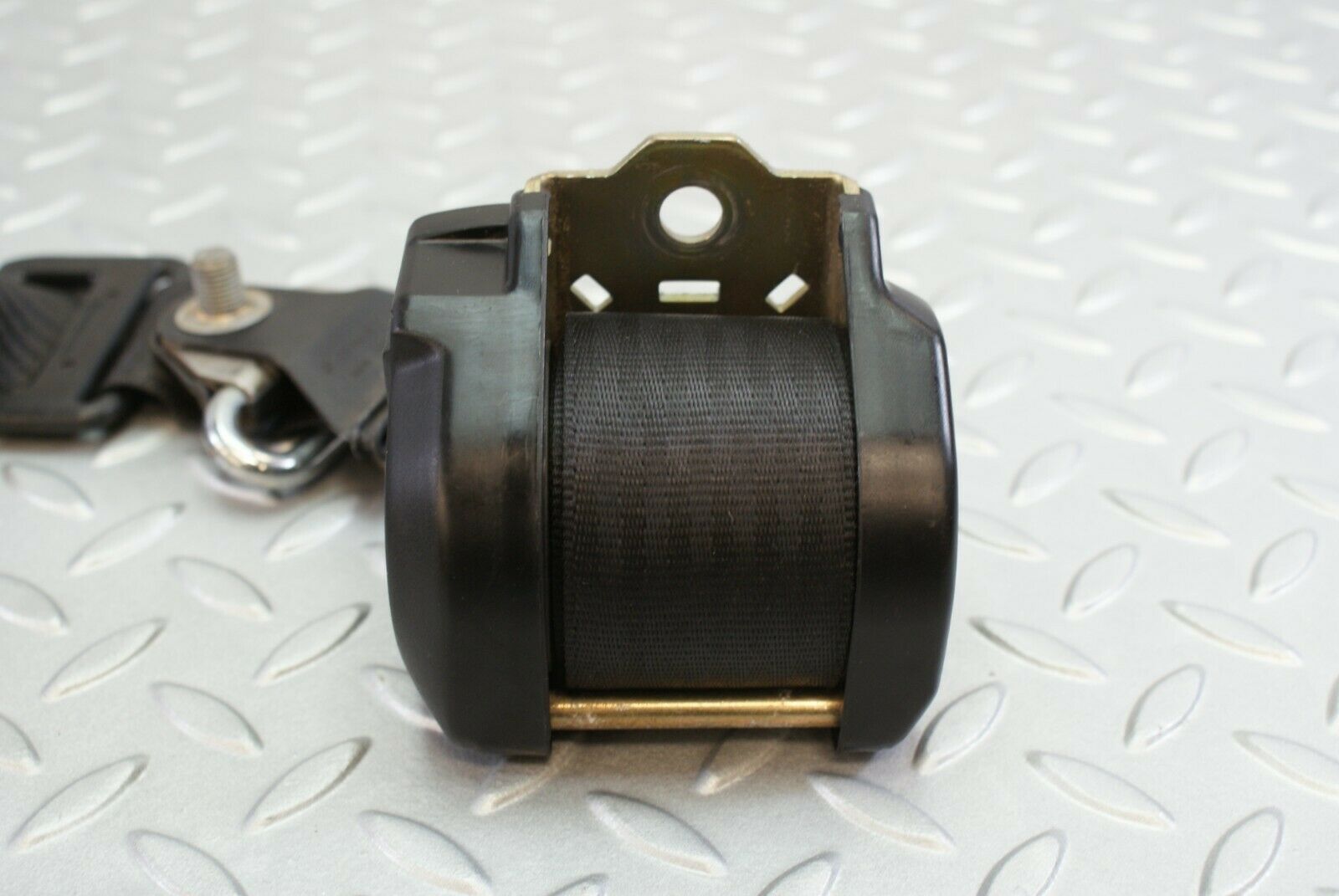 2969 Mercedes-Benz C123 280CE Coupe Rear Left Seat Belt 1238605585