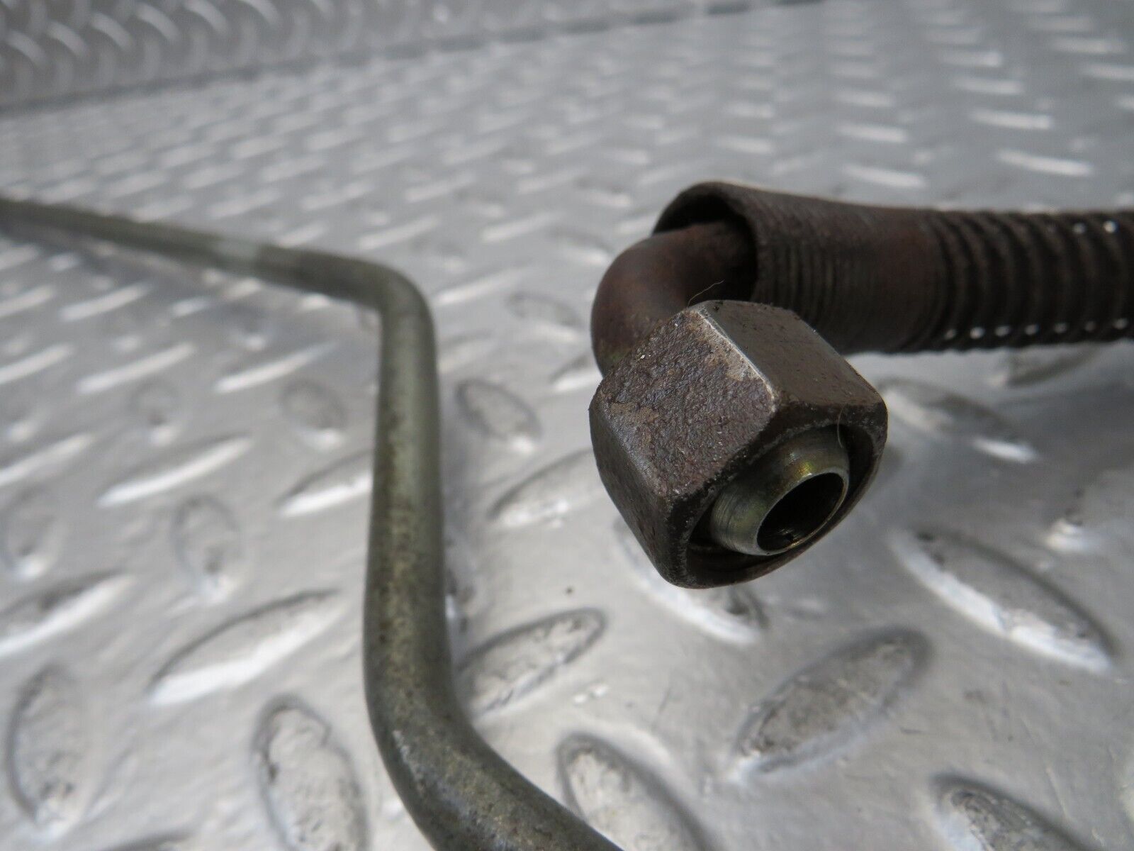 26011 Mercedes-Benz W124 280E Gearbox Oil Pipe Hose