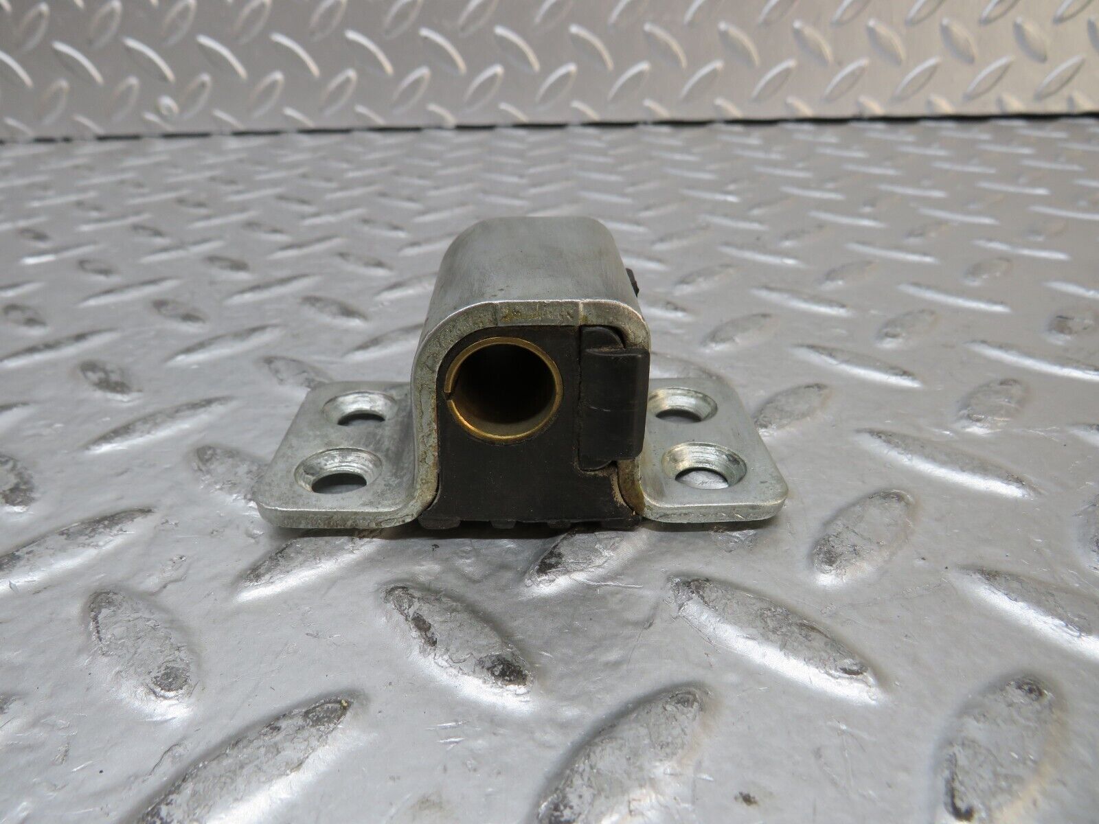 28815 Mercedes-Benz W123 230E Door Lock Latch Right Side