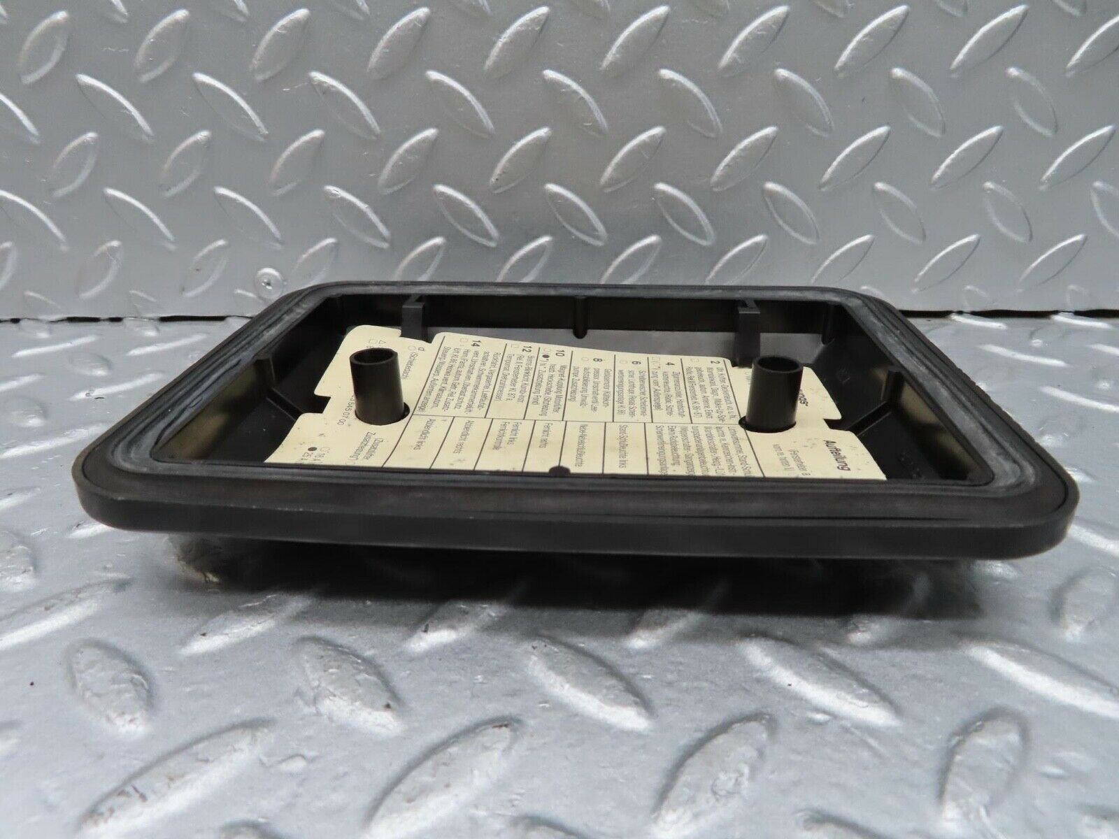 16049 Mercedes-Benz W123 280E Fuse Box Cover Lid 1235400082