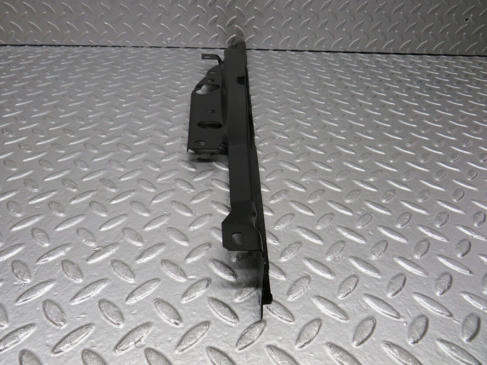 38011 Mercedes-Benz A124 320E Cabriolet Rear Left Window Channel Support