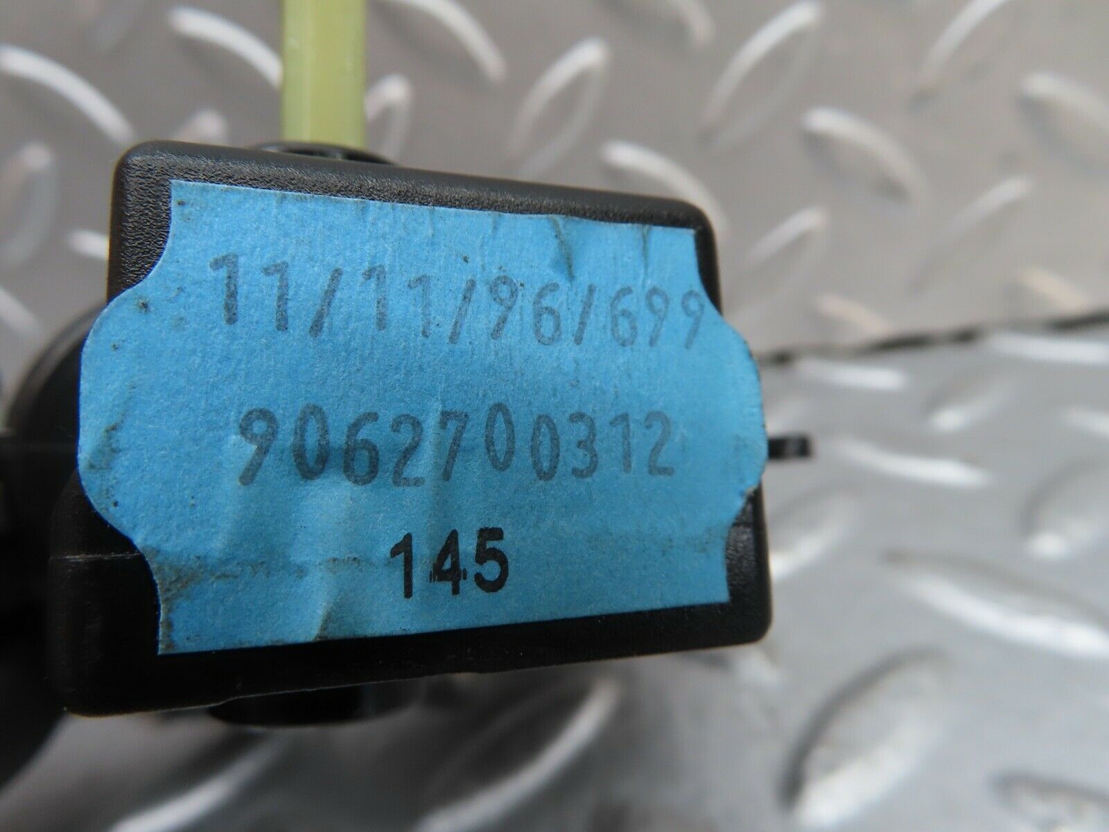 19367 Mercedes-Benz C140 CL420 Coupe Heater Box Vacuum Actuator 9062700312