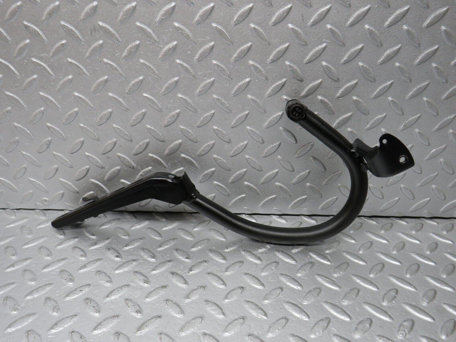 38977 Mercedes-Benz W201 190E 2.6L Trunk Lid Hinge Right Side