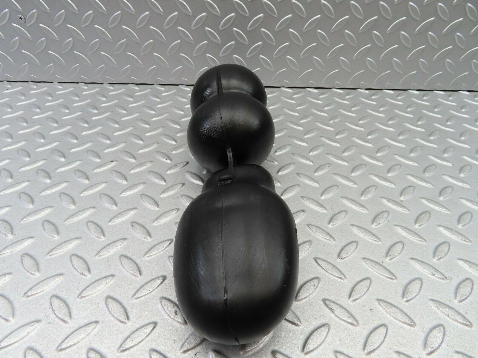 6318 Mercedes-Benz W126 380SE Vacuum Reservoir