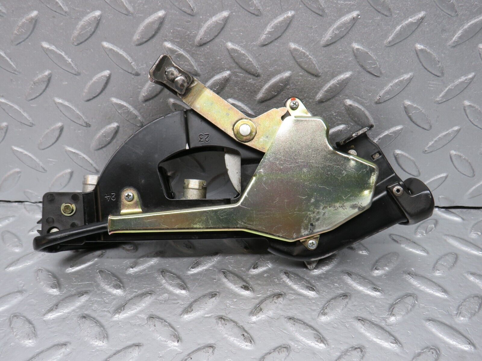 38358 Mercedes-Benz R129 280SL Coupe Rear Left Roof Lock Mechanism 1298001174