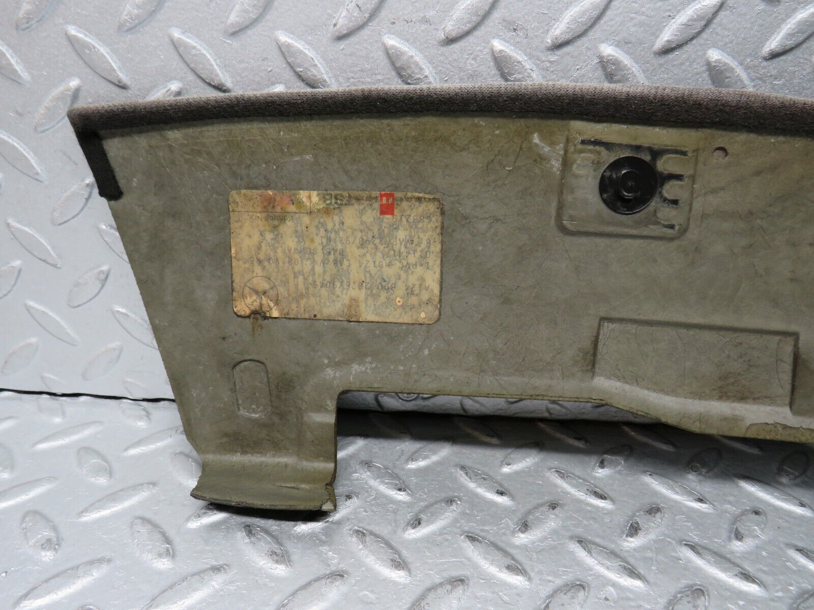 37781 Mercedes-Benz A124 320E Cabriolet Roof Headlining Panel 2x Black 1246902826 1246902726