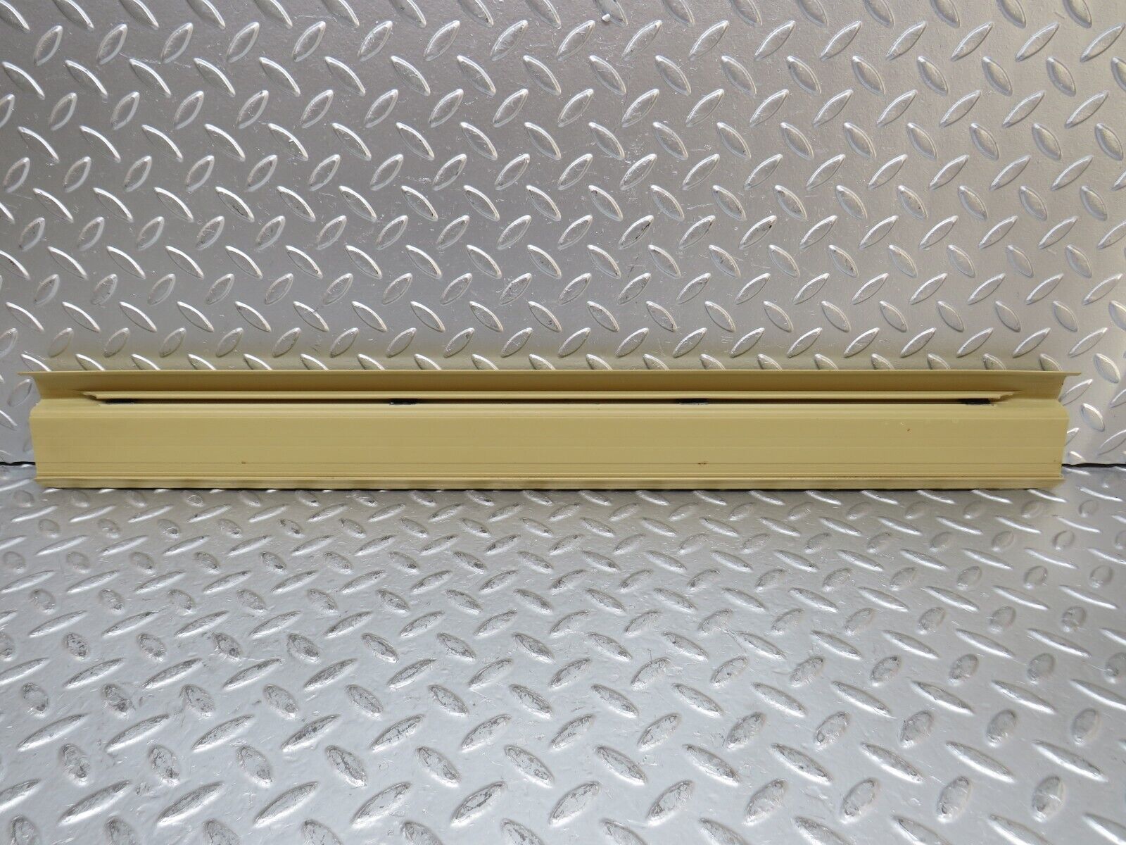 29741 Mercedes-Benz W123 230E Front Left Door Sill Trim Beige